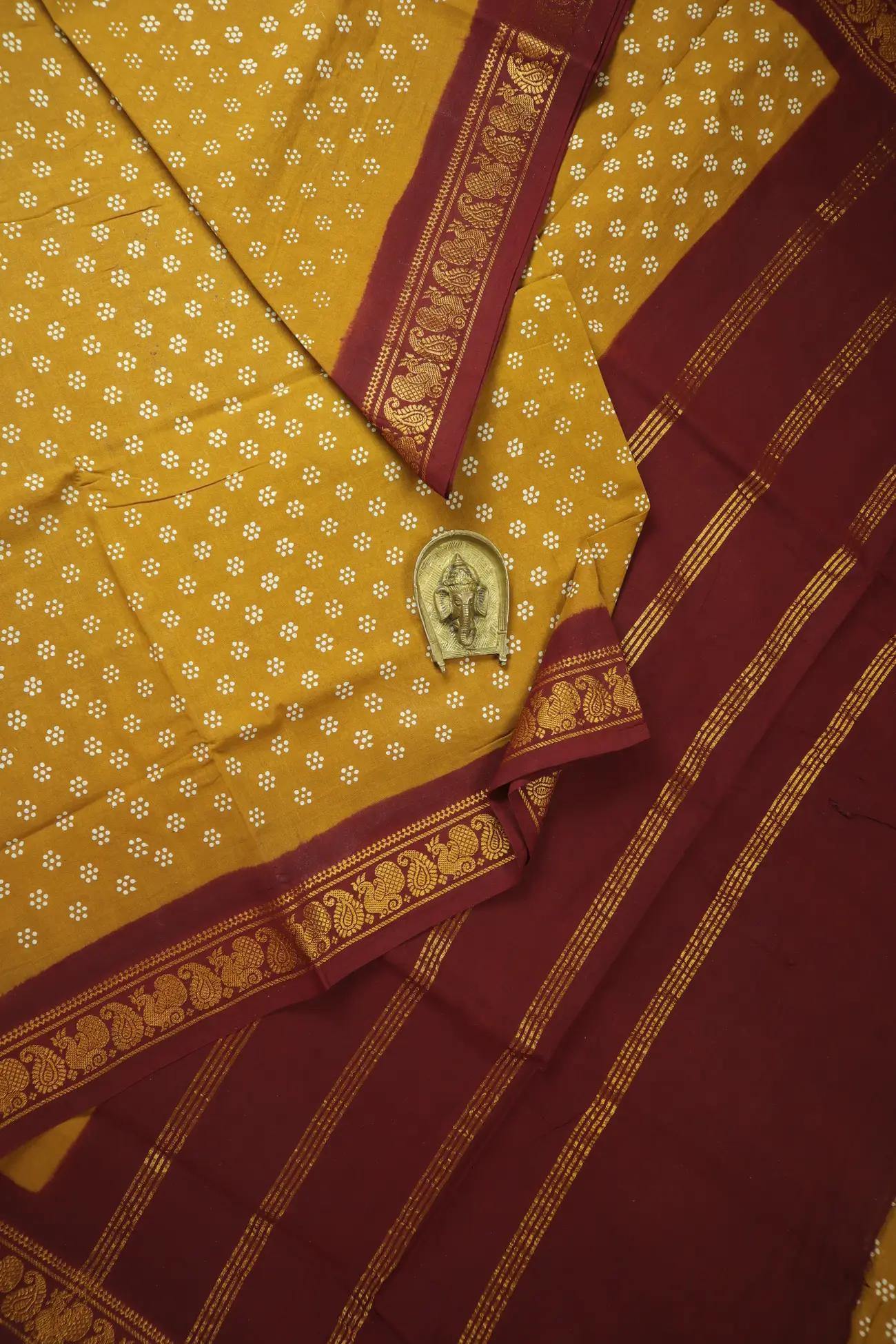 mustard-dots-mango-peacock-madurai-sungudi-saree-ss006629-a