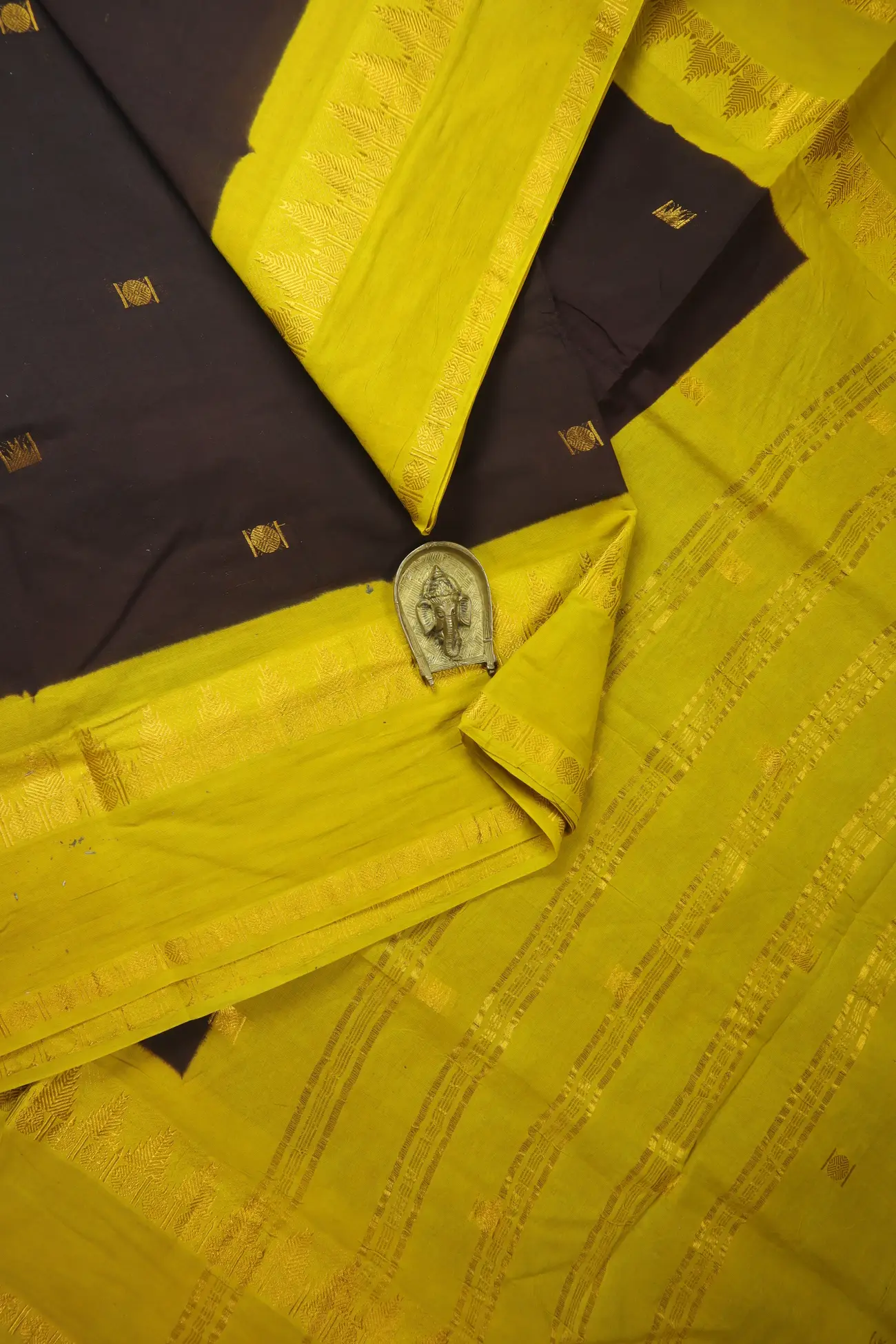 coffee-brown-ruthratcham-rettai-pettu-temple-madisar-saree-ny000989-a