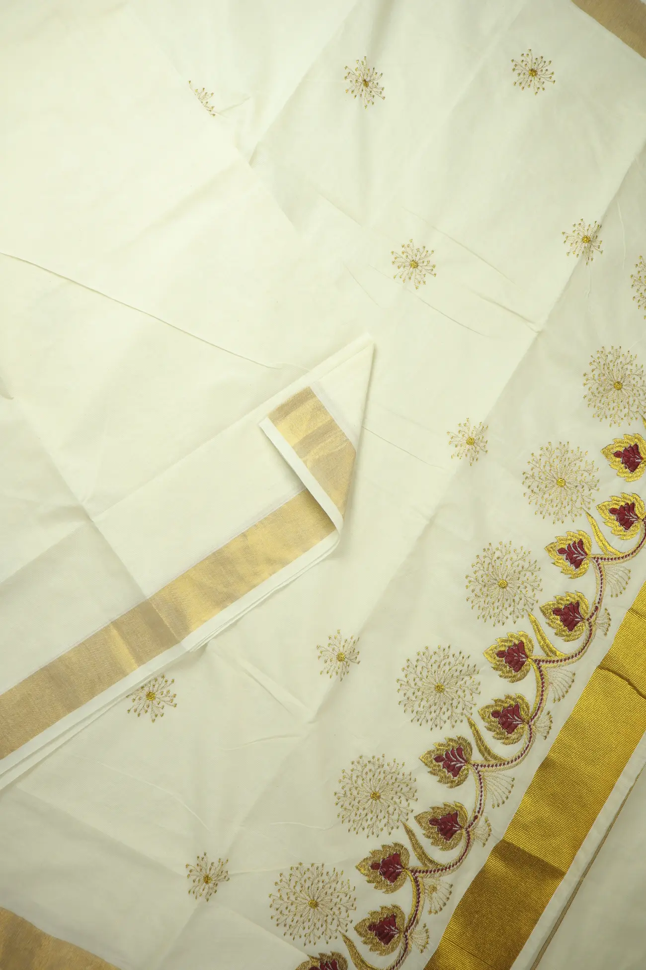 off-white-flower-kerala-saree-kls000228-b