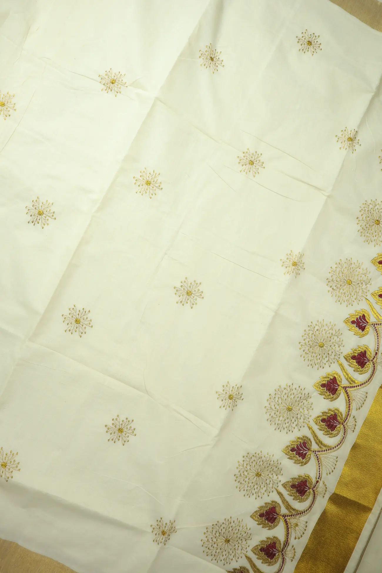 off-white-flower-kerala-saree-kls000228-c