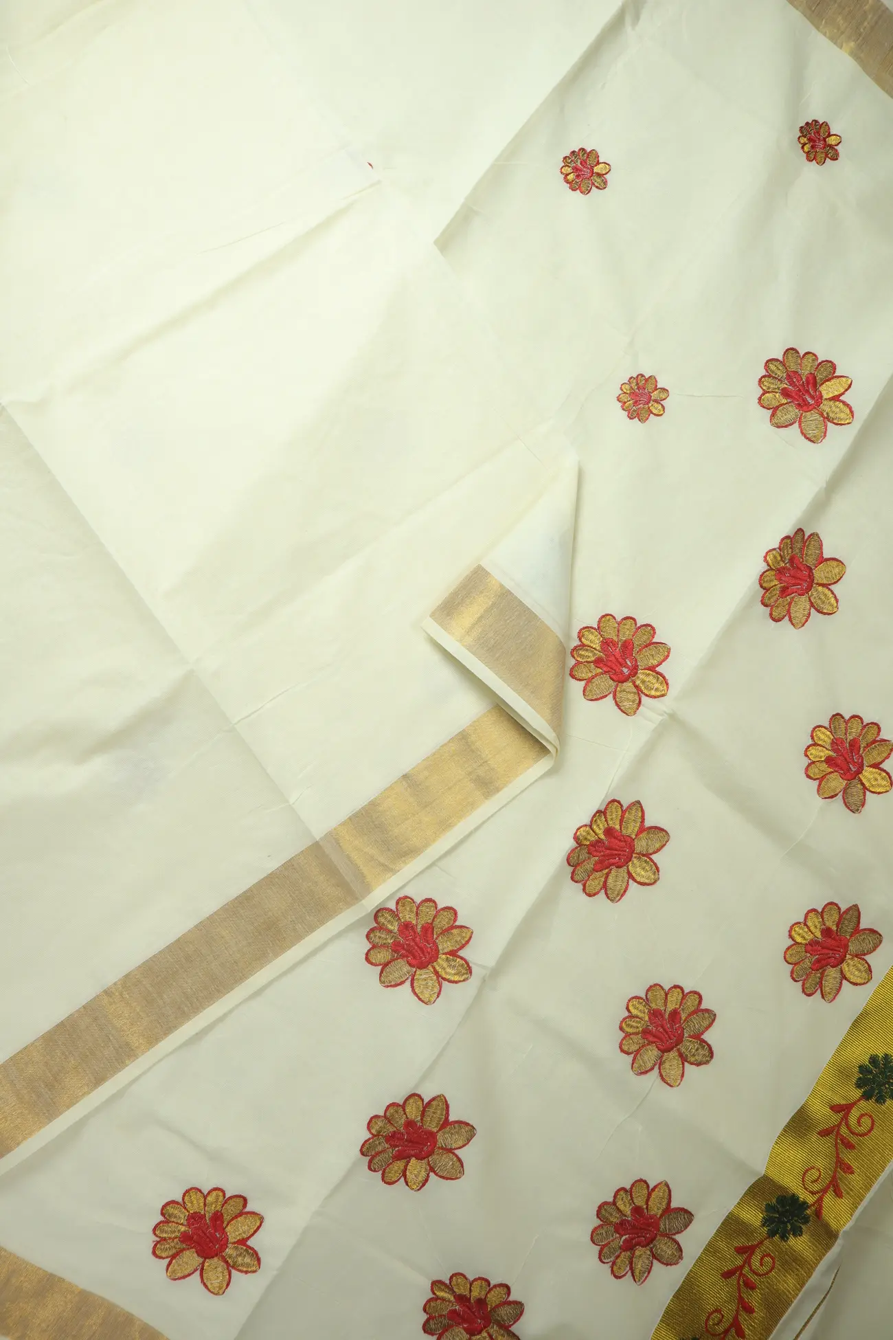 off-white-flower-kerala-saree-kls000233-b