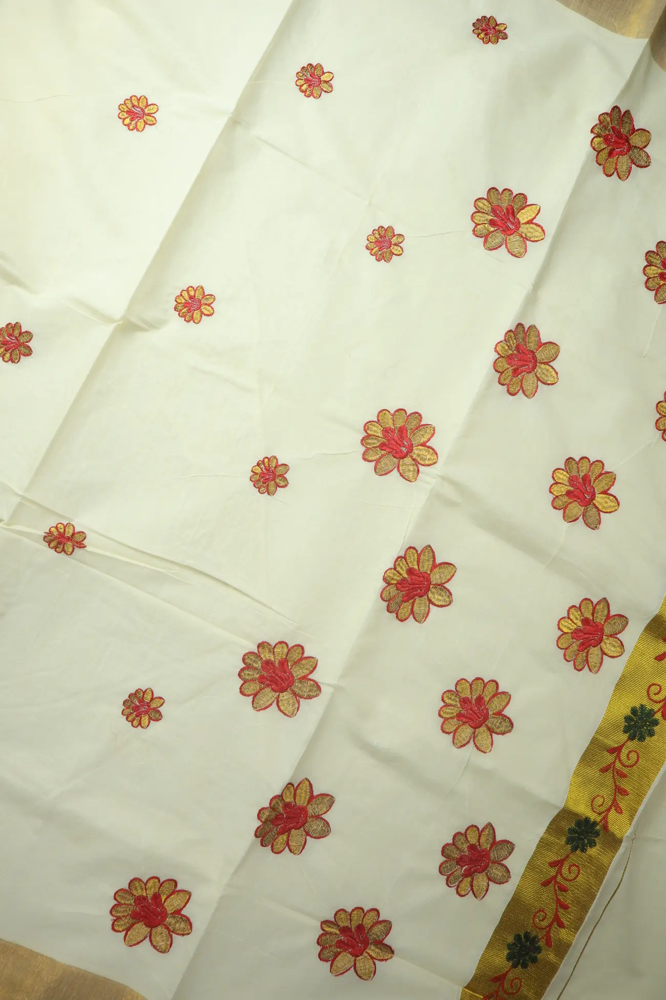 off-white-flower-kerala-saree-kls000233-c