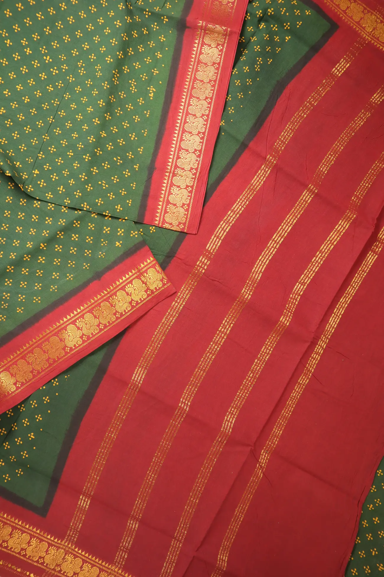 dark-green-peacock-dots-madurai-sungudi-saree-ss006612-b
