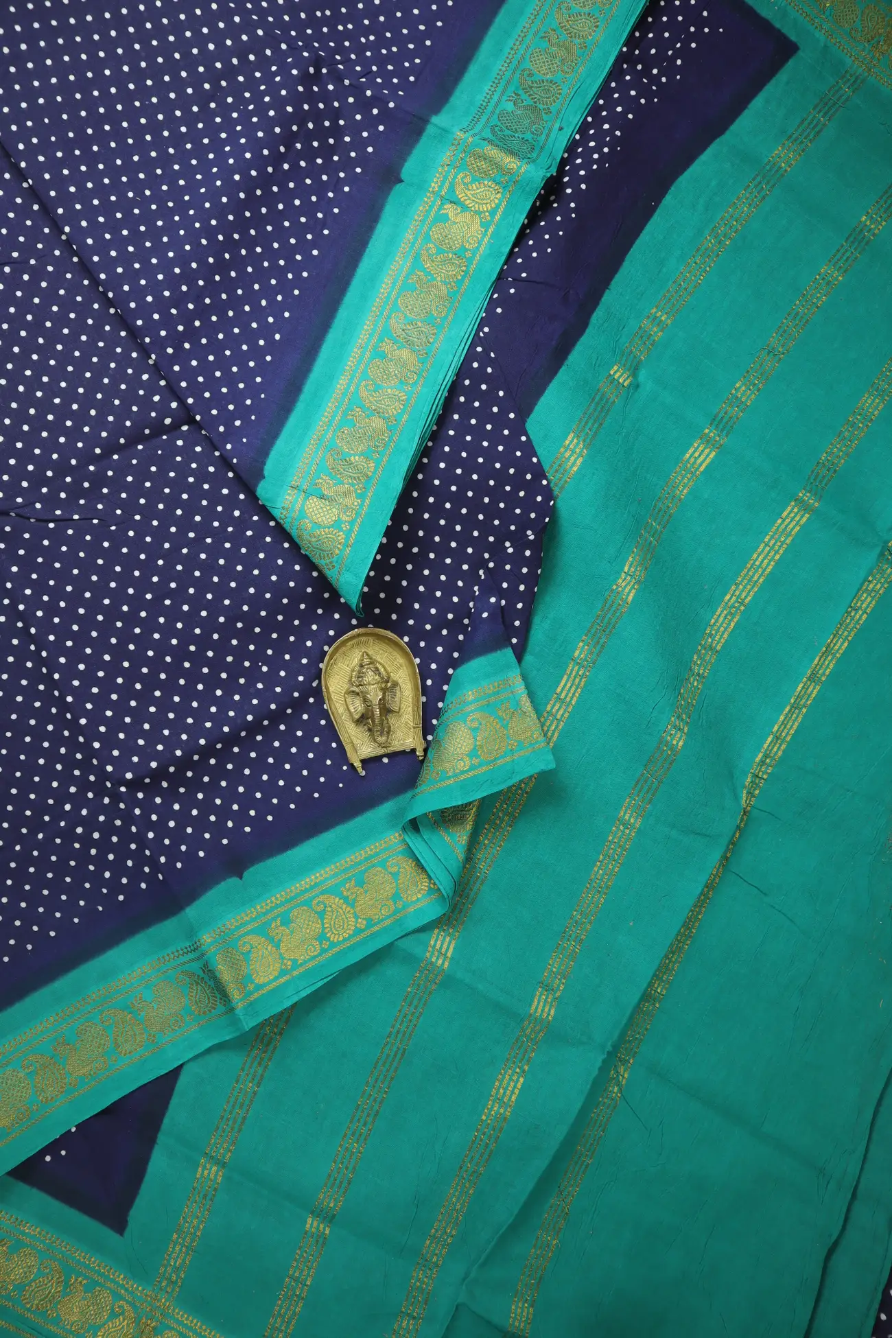navy-dots-peacock-madurai-sungudi-saree-ss006661-a