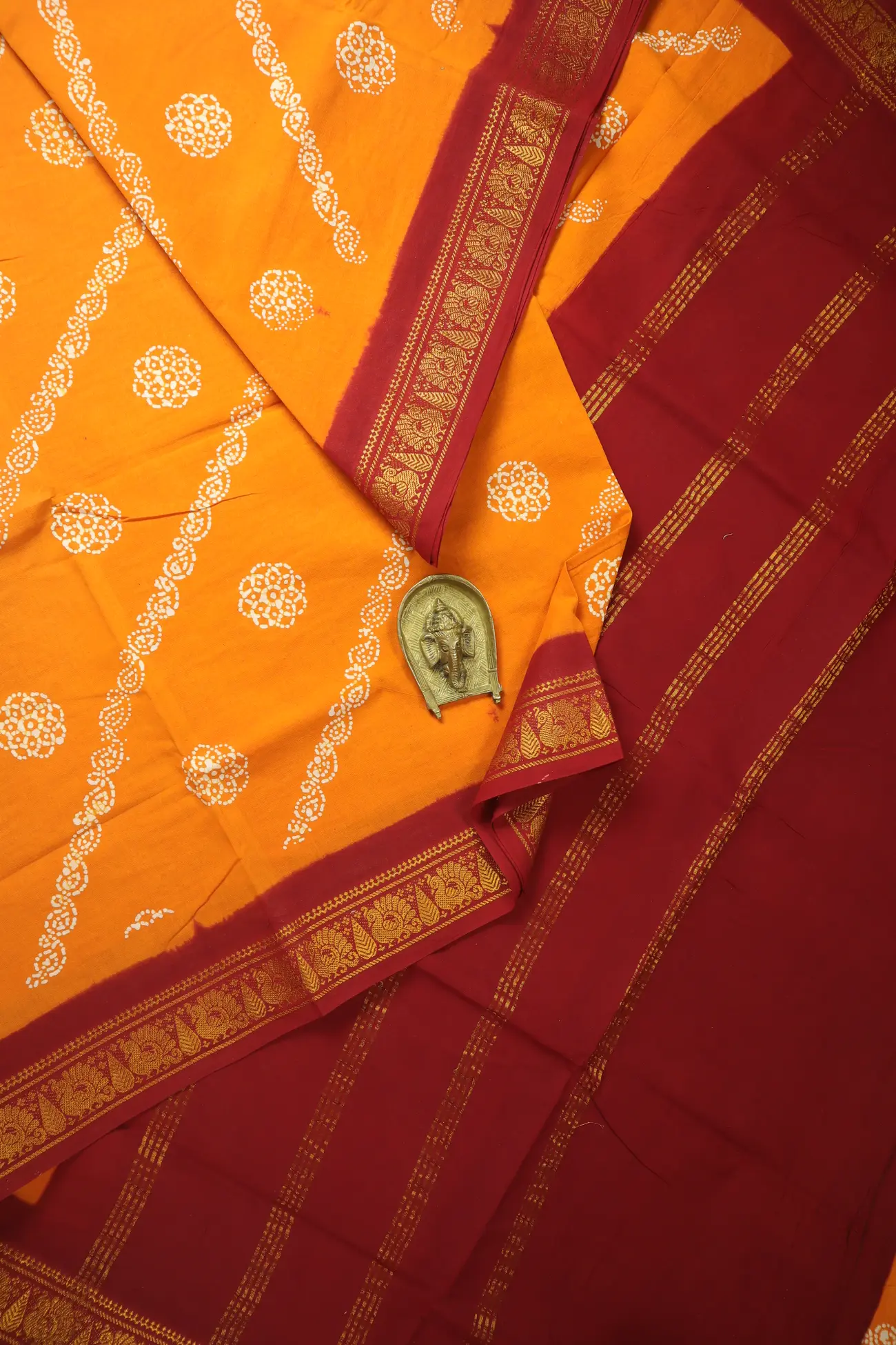 orange-flower-madurai-sungudi-saree-ss006649-a