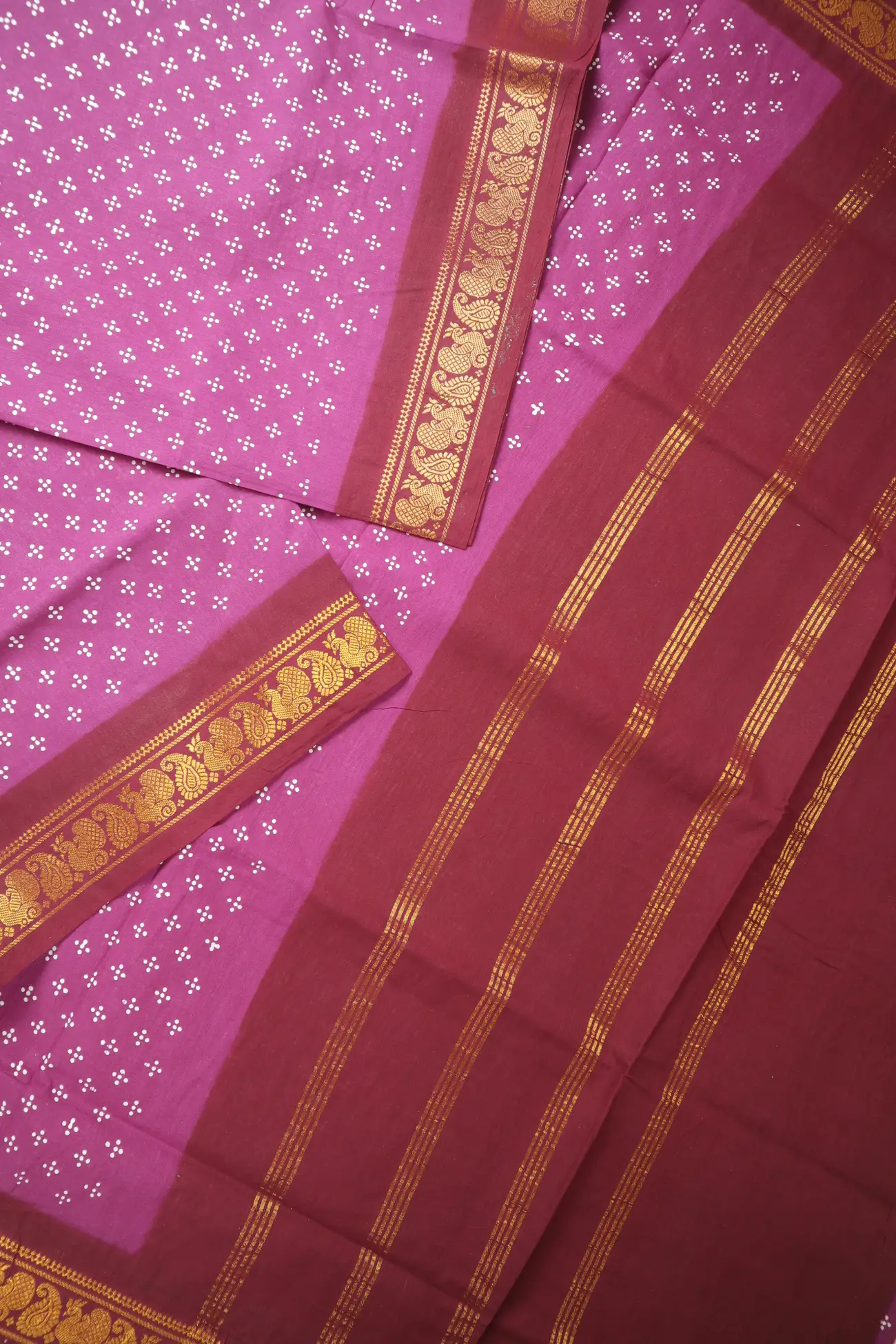 purple-dots-mango-peacock-madurai-sungudi-saree-ss006690-b