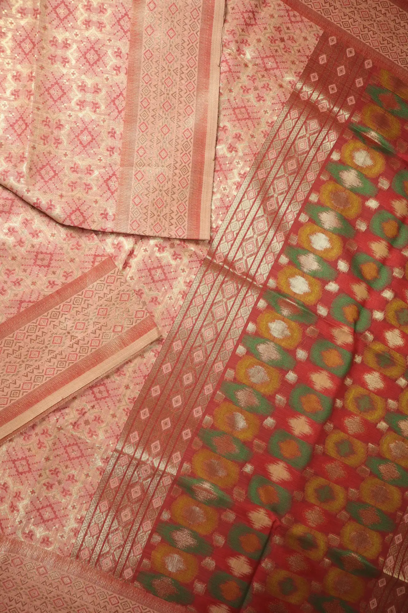 light-salmon-flower-diamoned-fancy-saree-fs000041-b