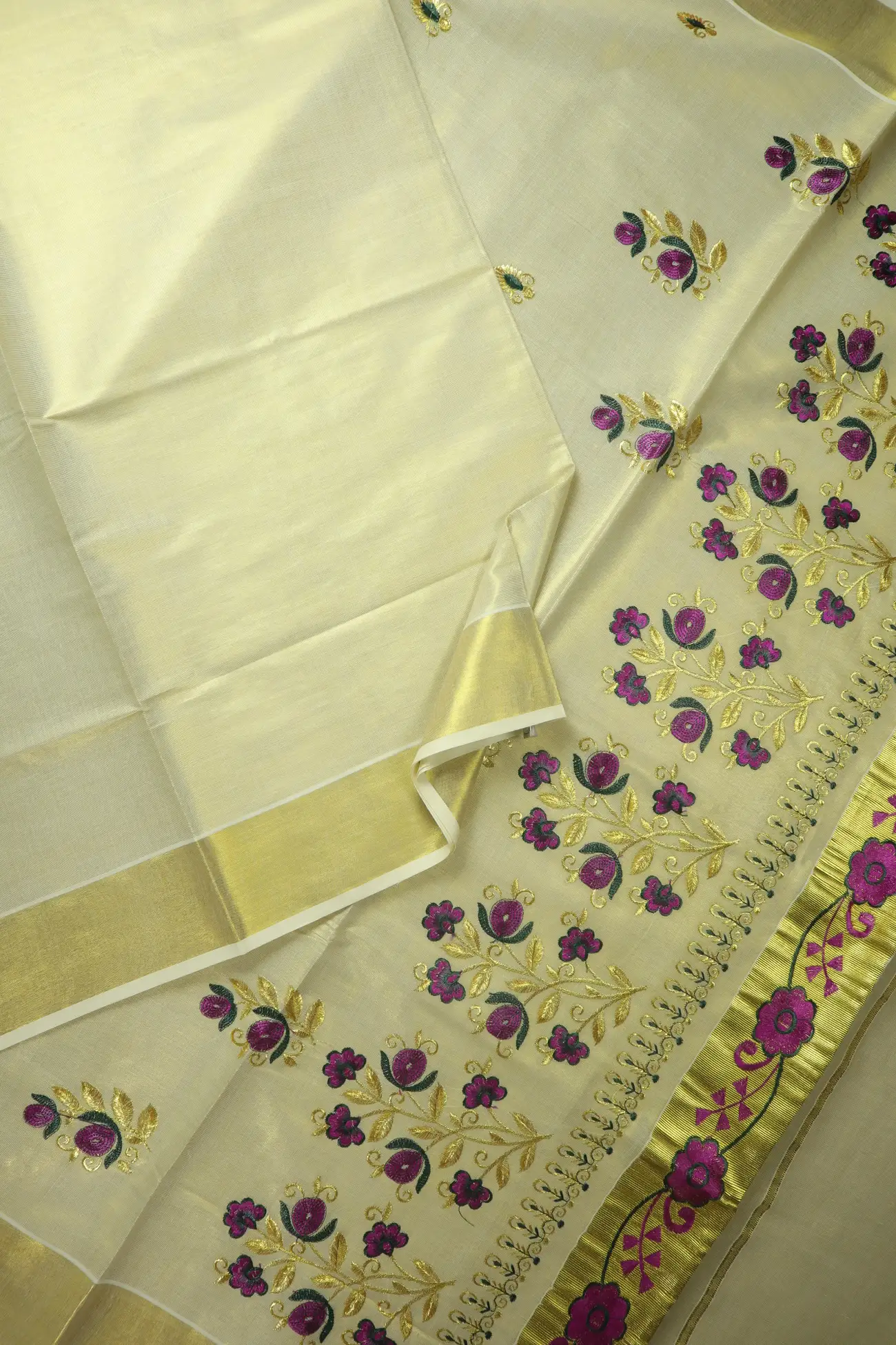 off-white-flower-kerala-saree-kls000238-b