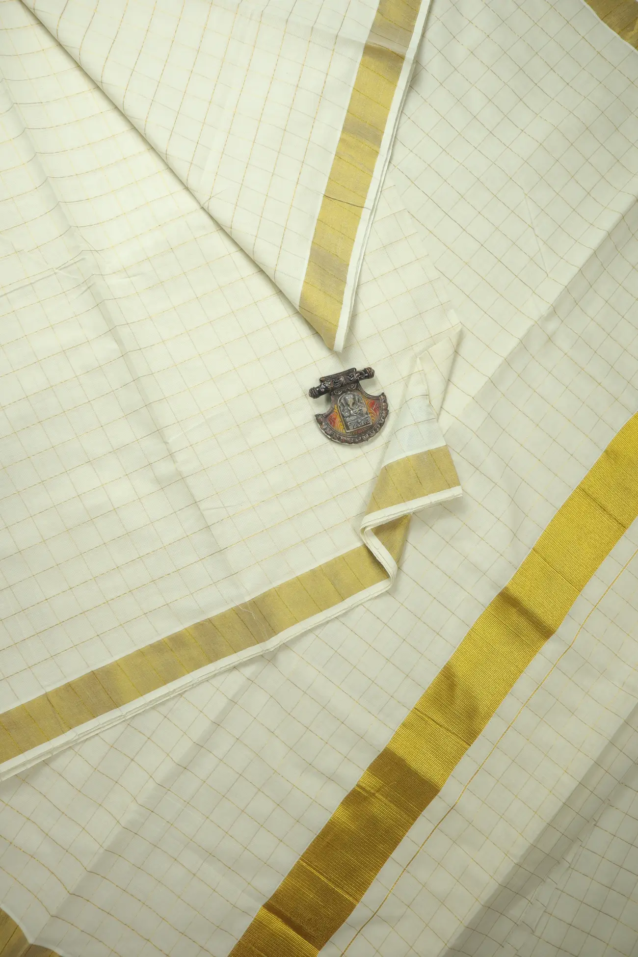 off-white-checked-kerala-saree-kls000245-a