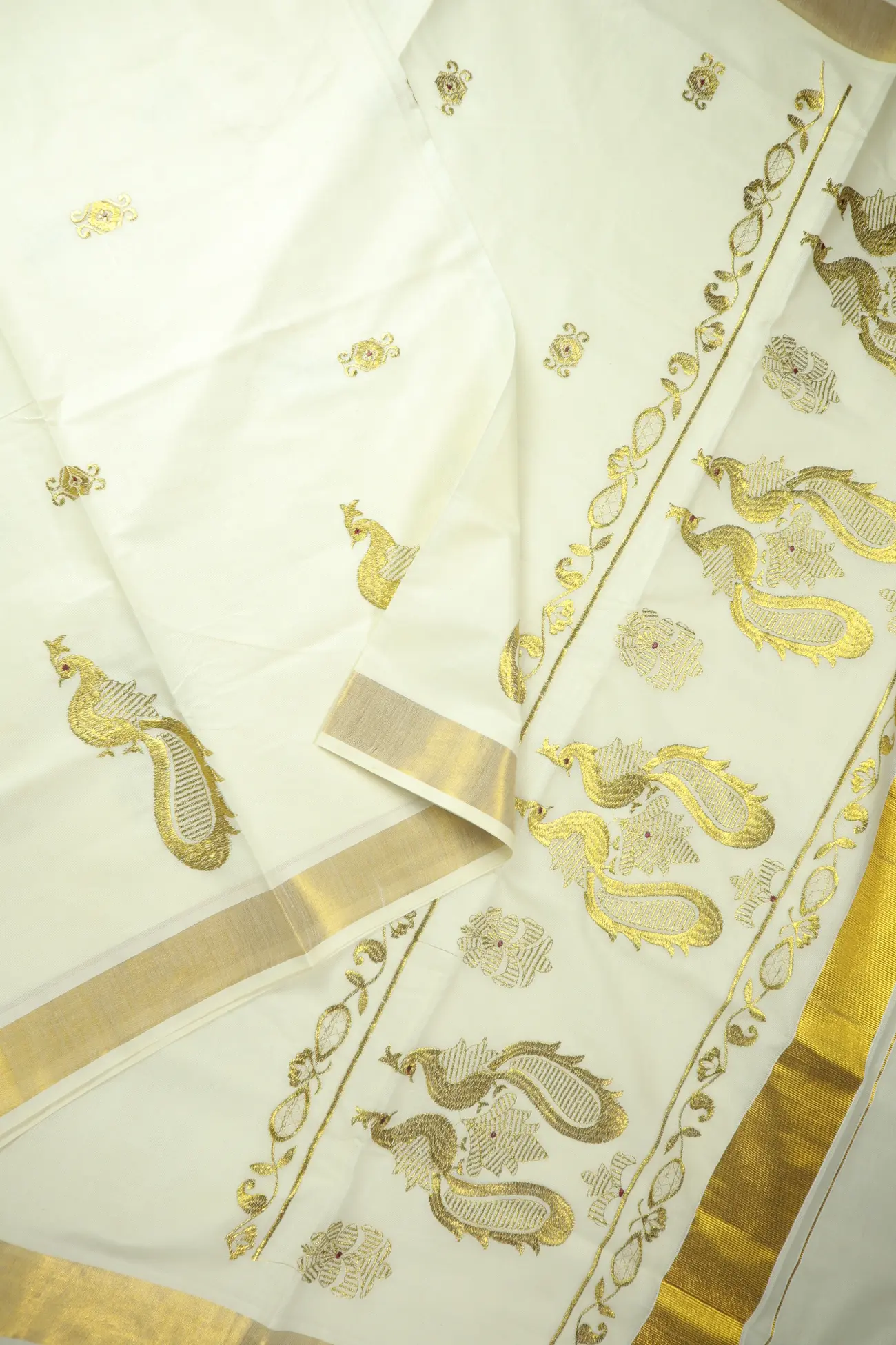 off-white-peacock-kerala-saree-kls000252-b