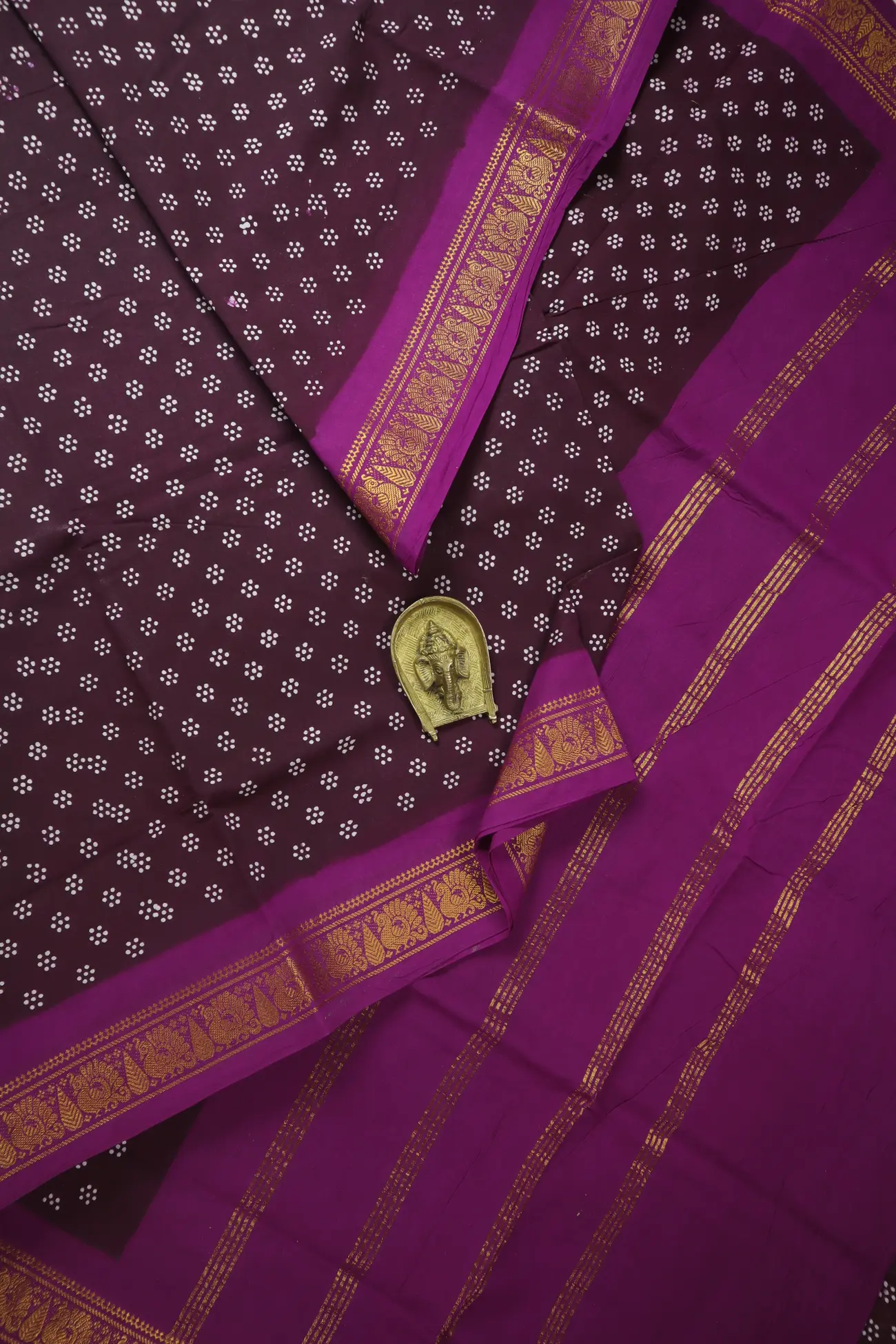 dark-magenta-peacock-madurai-sungudi-saree-ss006637-a
