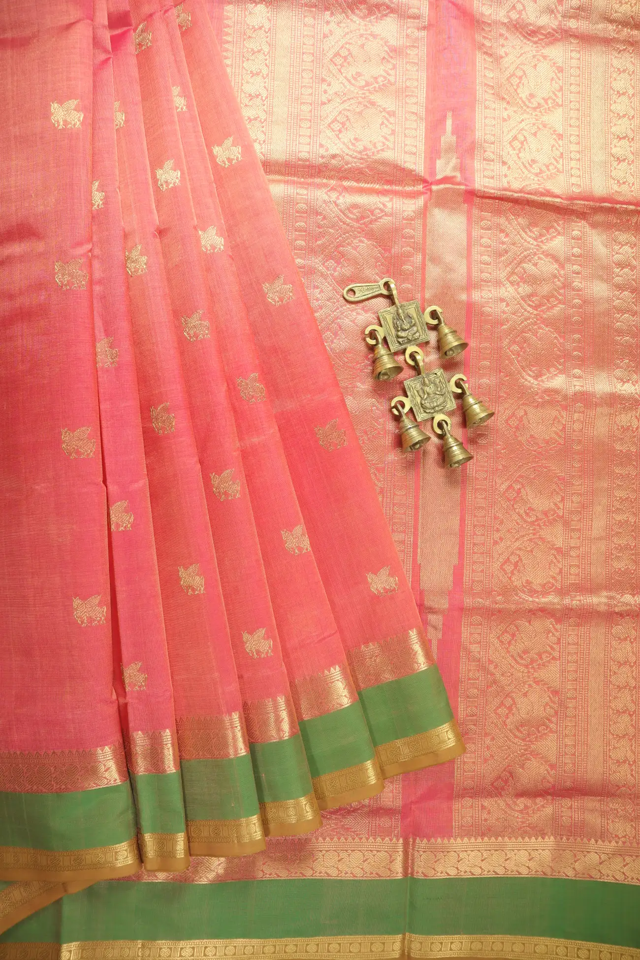 coral-peacock-unicorn-kanchi-silk-cotton-saree-sc003189-a
