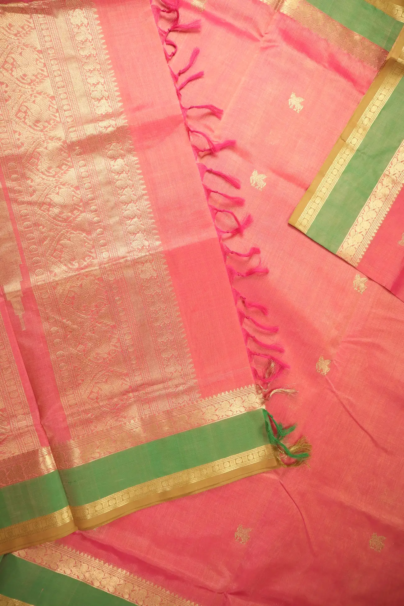 coral-peacock-unicorn-kanchi-silk-cotton-saree-sc003189-d