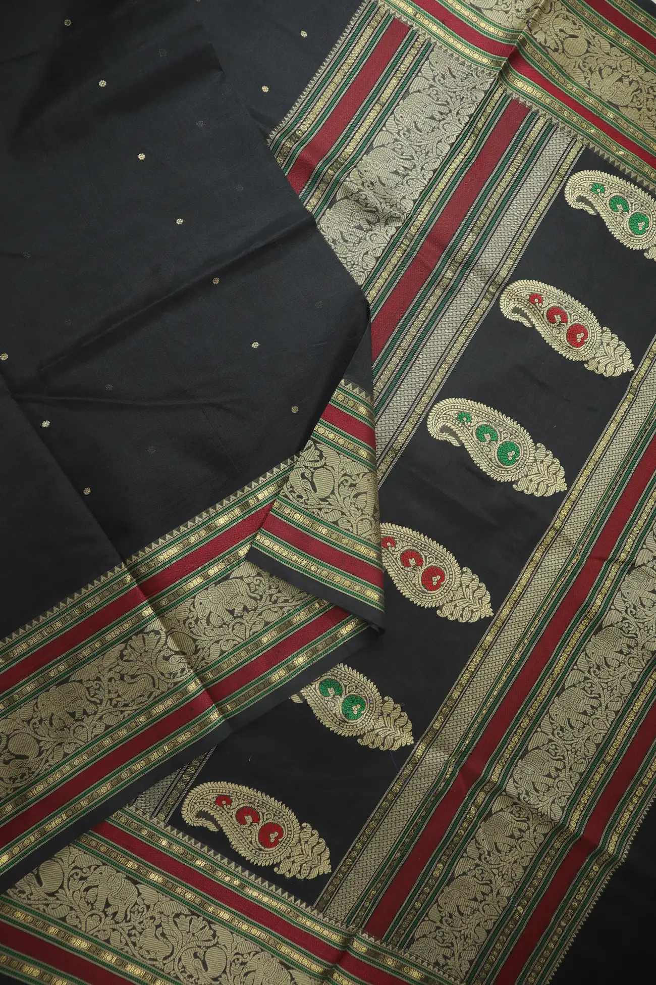 black-peacock-elephant-kanchi-silk-cotton-saree-sc003193-b