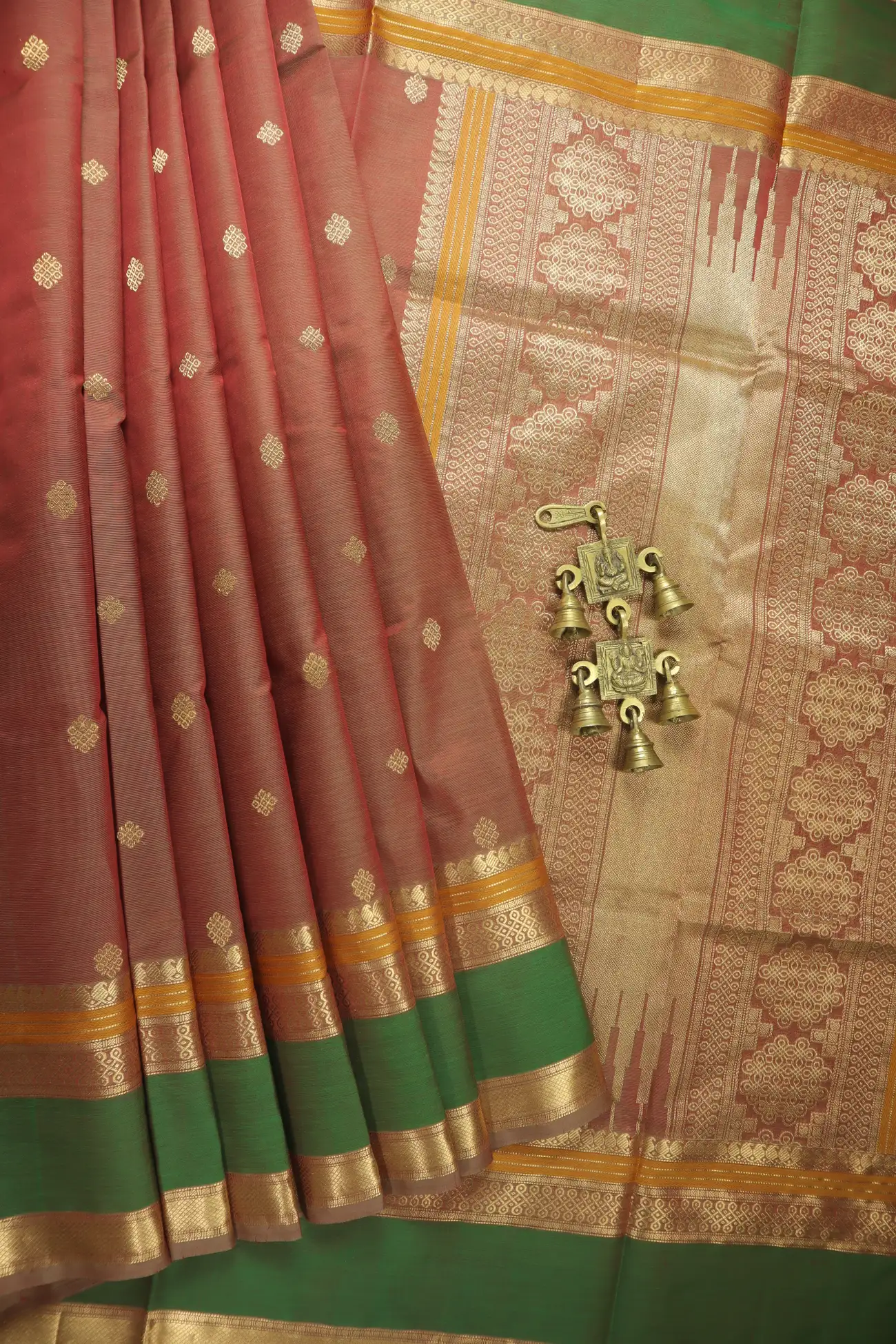 sandy-brown-kolam-mango-kanchi-silk-cotton-saree-sc003229-a