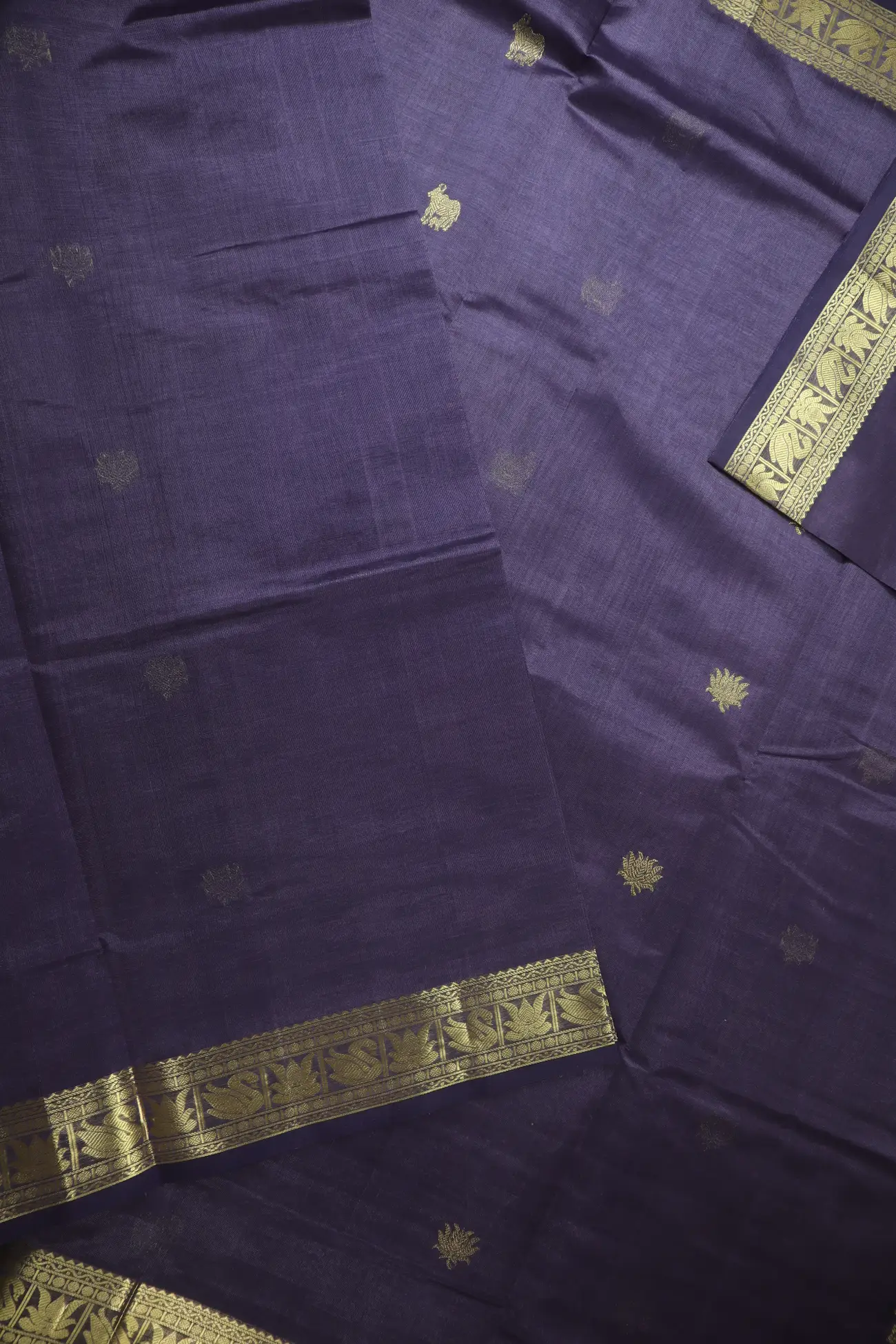 jamun-cow-lotus-kanchi-silk-cotton-saree-sc003188-e