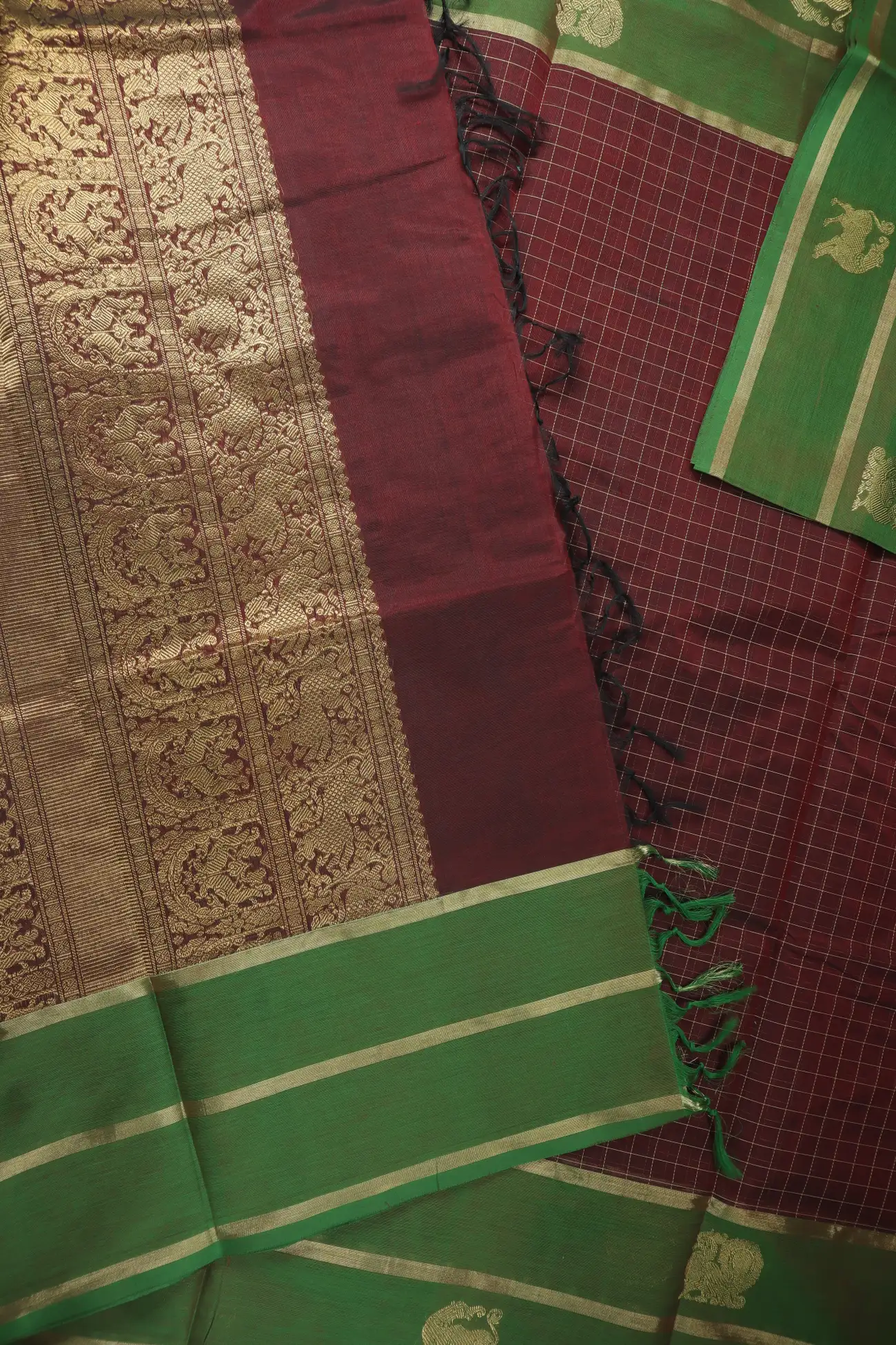 dark-maroon-annapakshi-yazhi-rettai-pettu-kanchi-silk-cotton-saree-sc003231-d