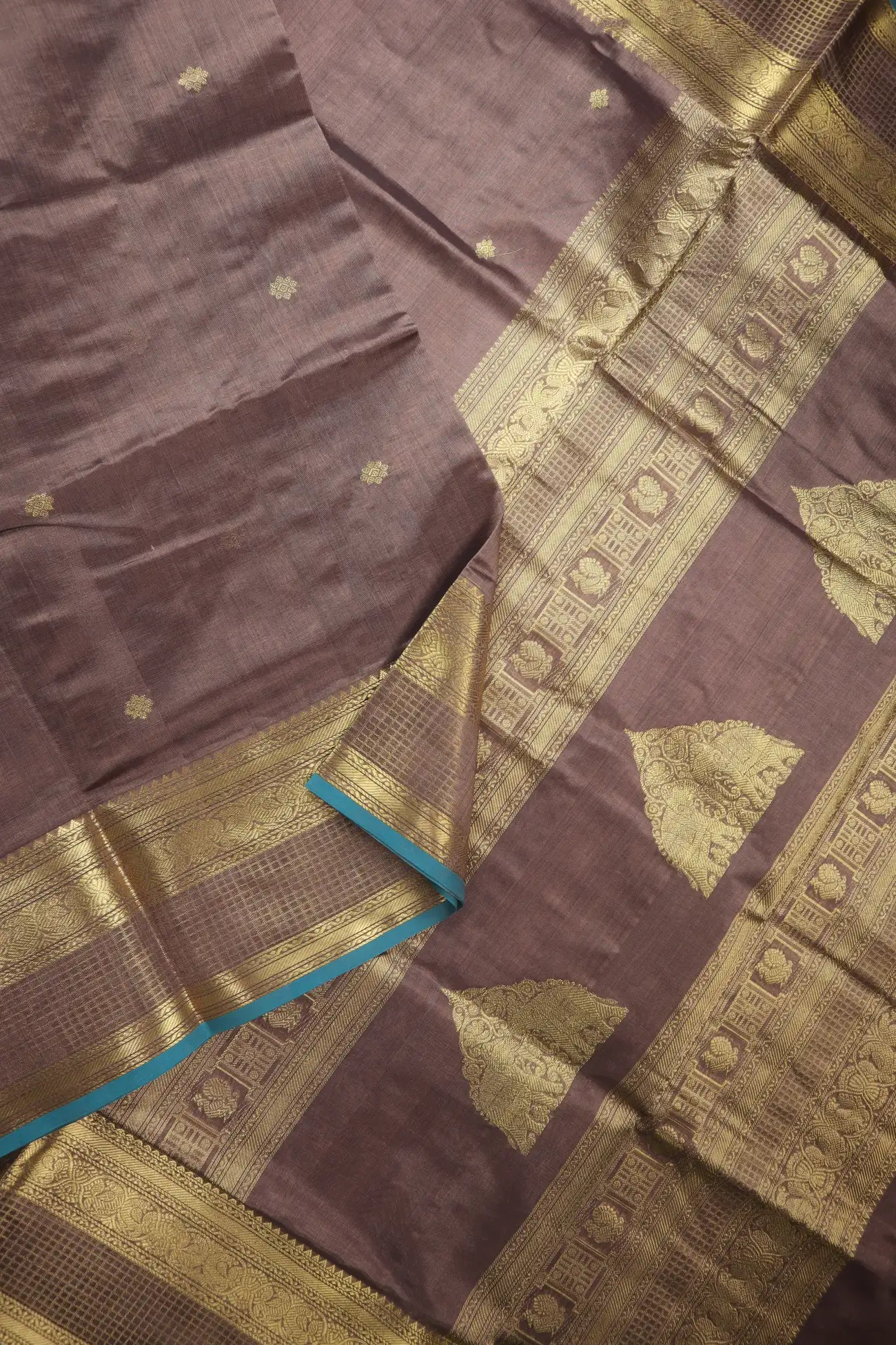 brown-kamalam-butta-peacock-kanchi-silk-cotton-saree-sc003234-b