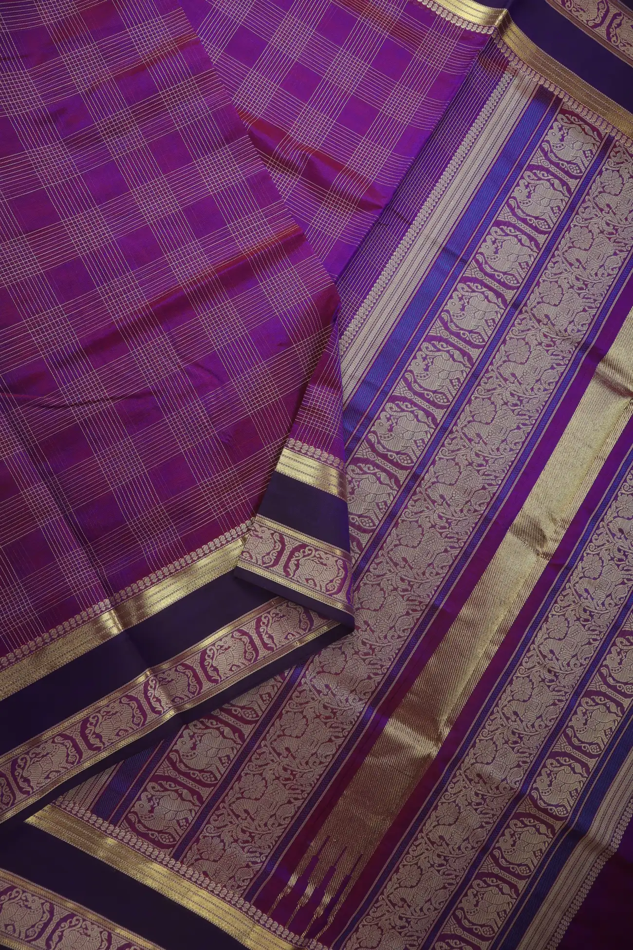 magenta-yazhi-kanchi-silk-cotton-saree-sc003170-b