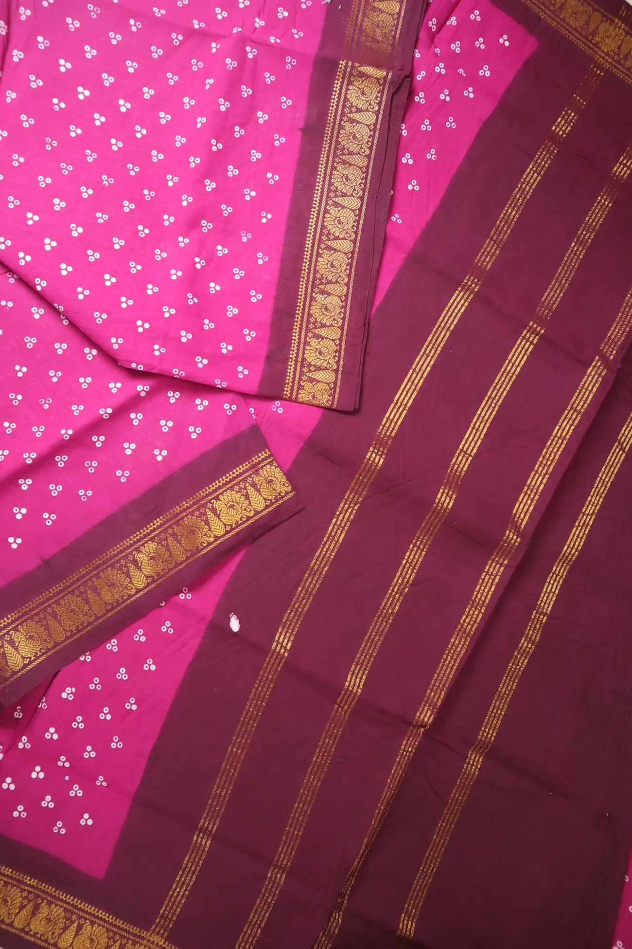 pink-peacock-madurai-sungudi-saree-ss006613-b