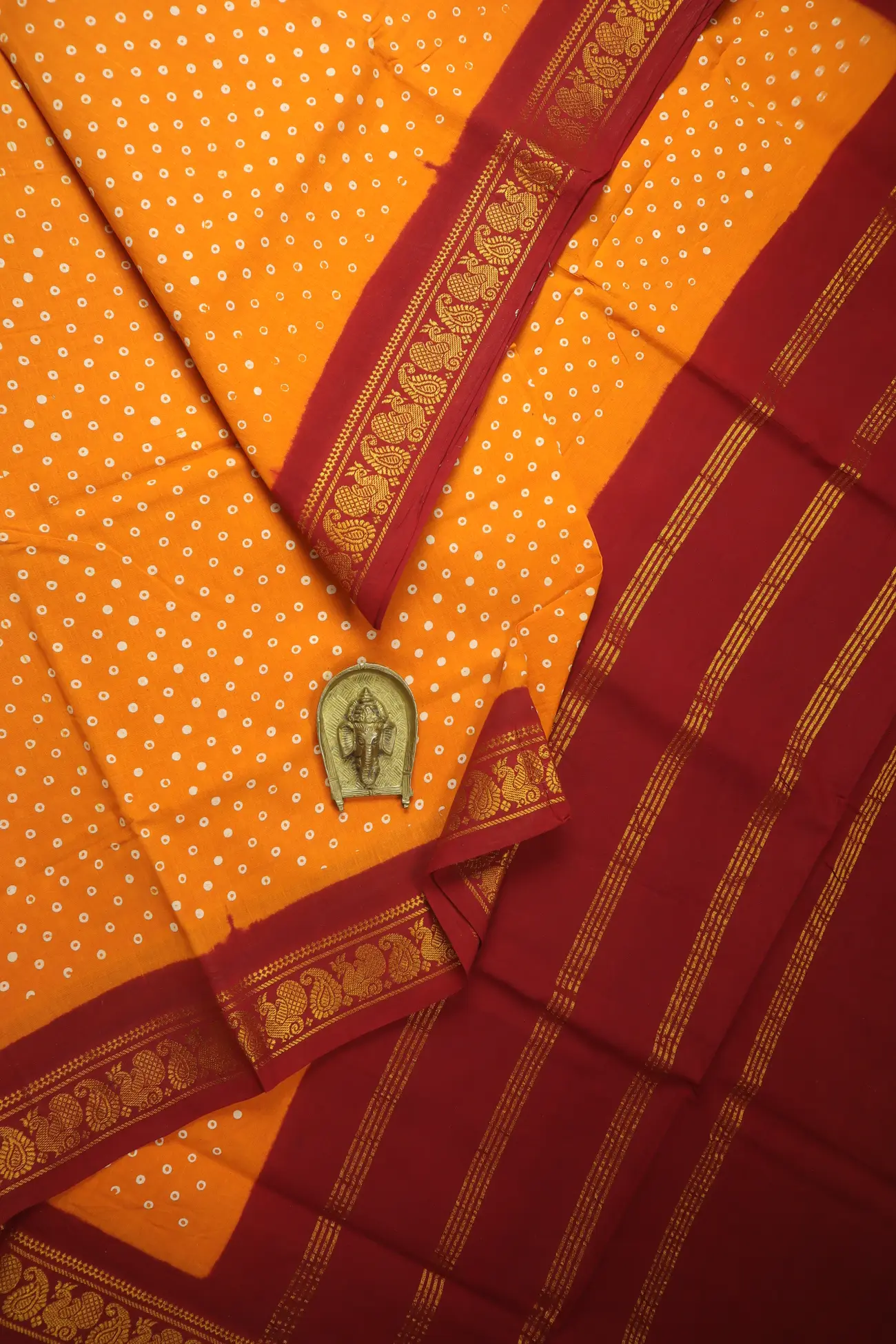 orange-red-peacock-mango-madurai-sungudi-saree-ss006618-a