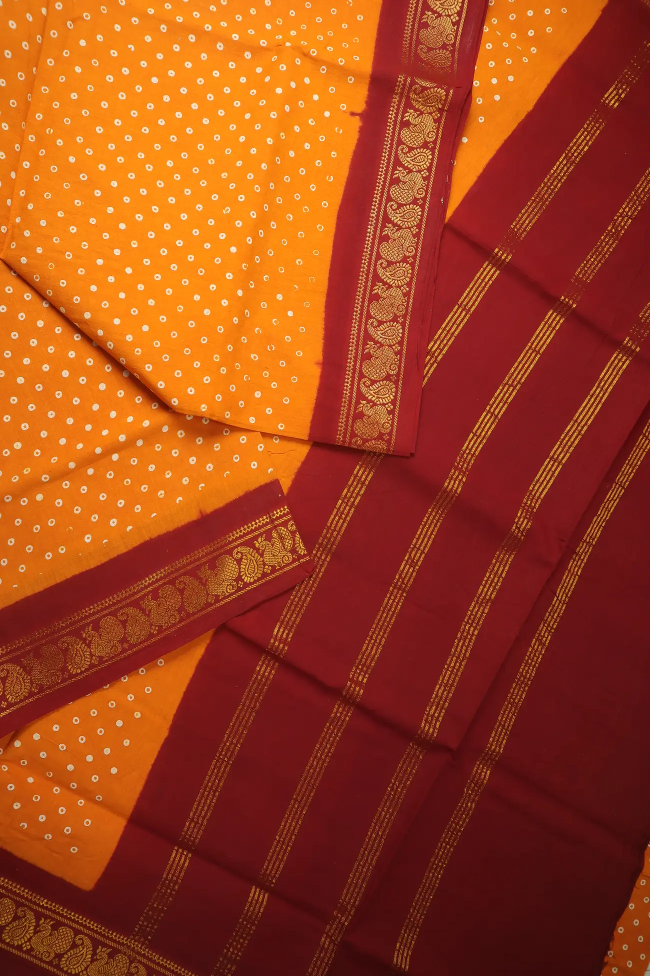 orange-red-peacock-mango-madurai-sungudi-saree-ss006618-b