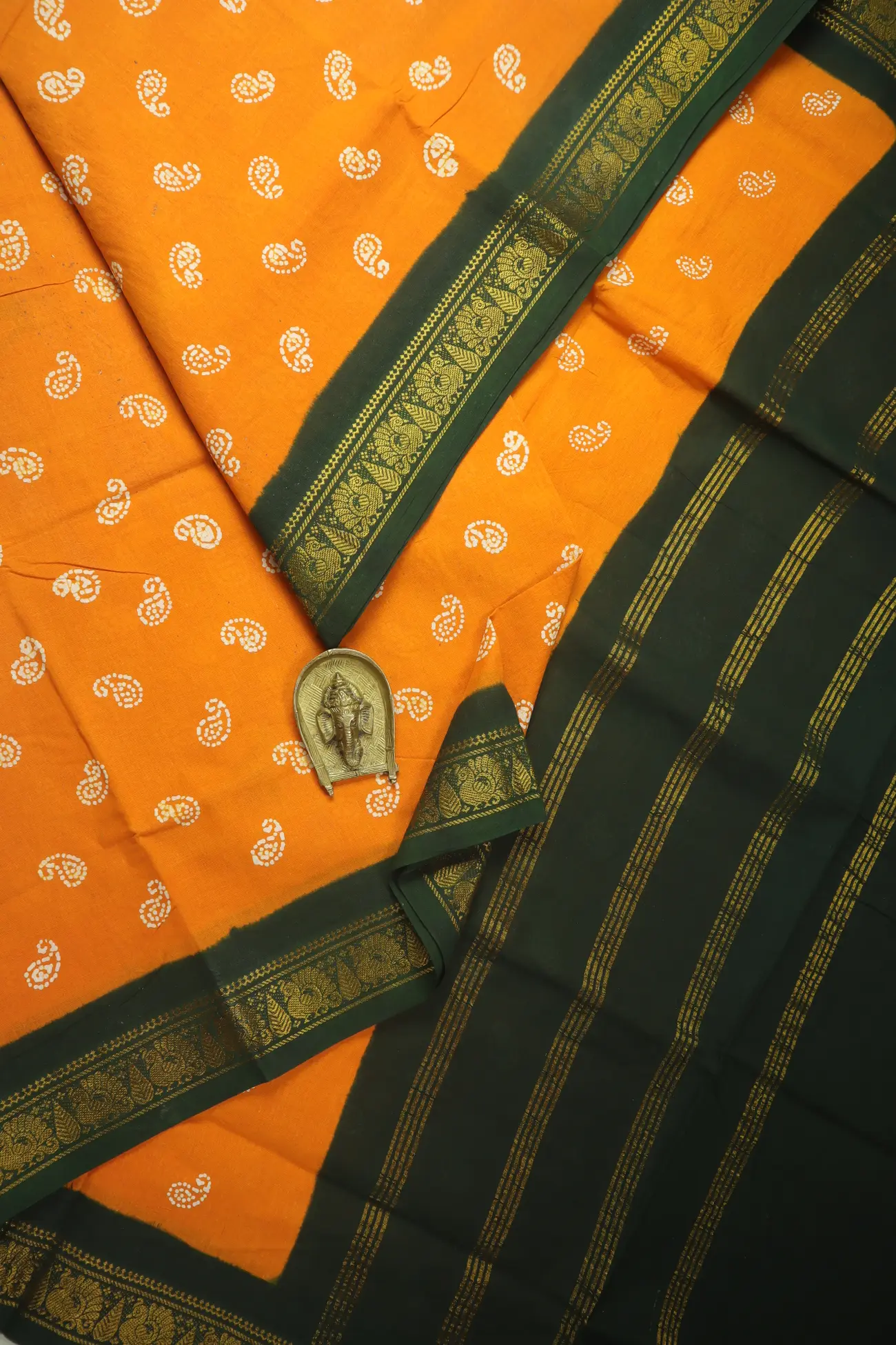 orange-peacock-madurai-sungudi-saree-ss006669-a