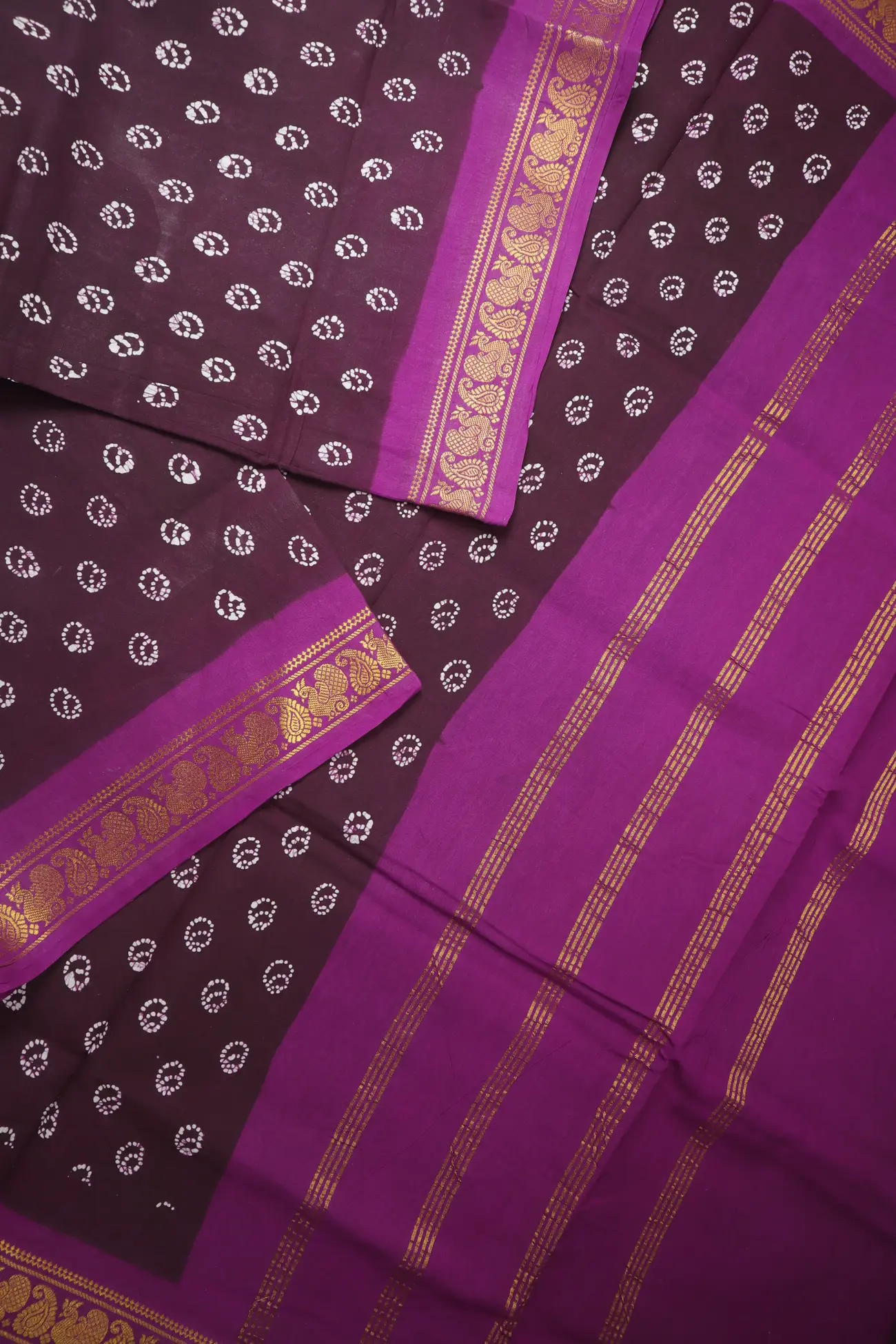 dark-magenta-peacock-mango-madurai-sungudi-saree-ss006657-b