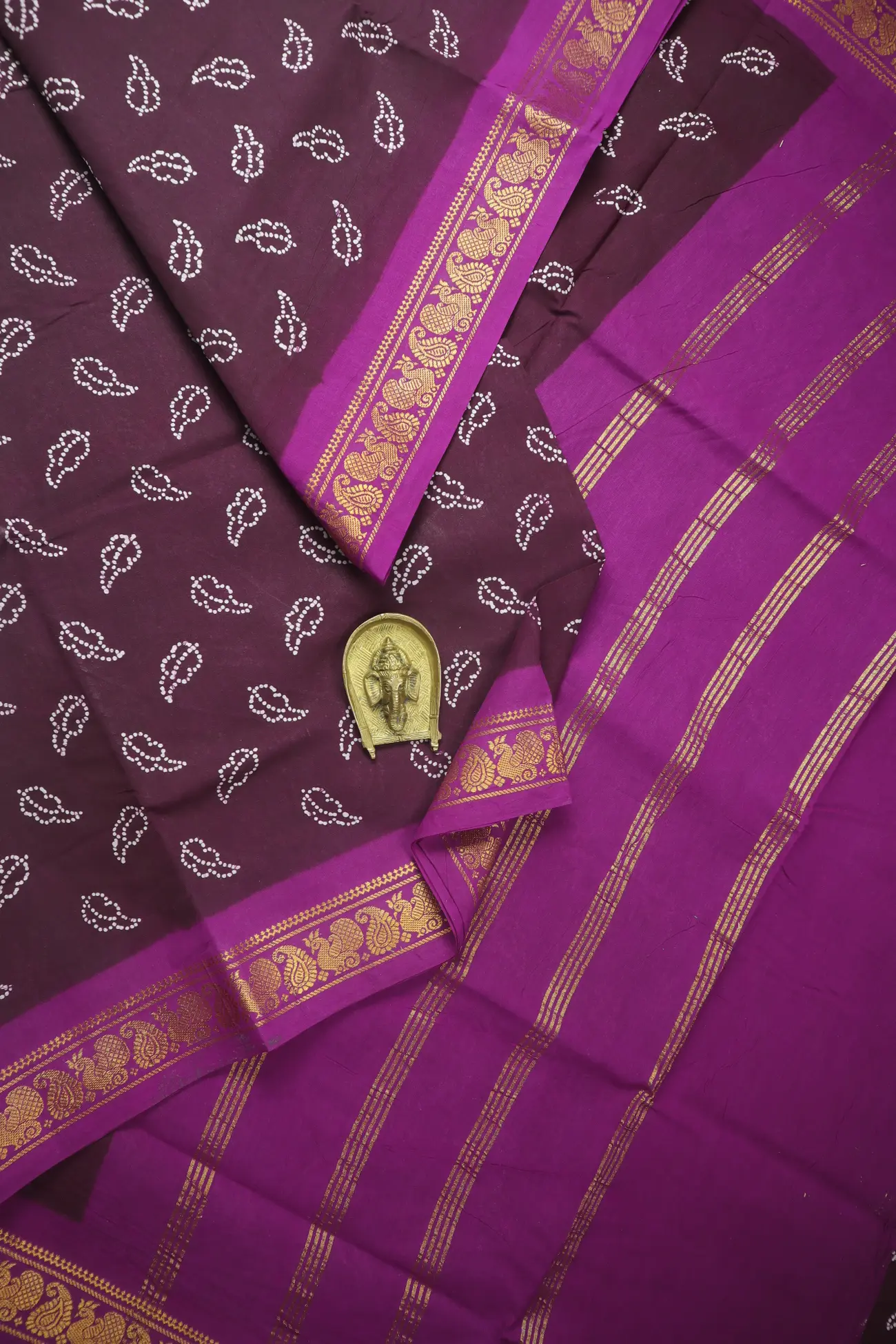 dark-magenta-peacock-mango-madurai-sungudi-saree-ss006679-a