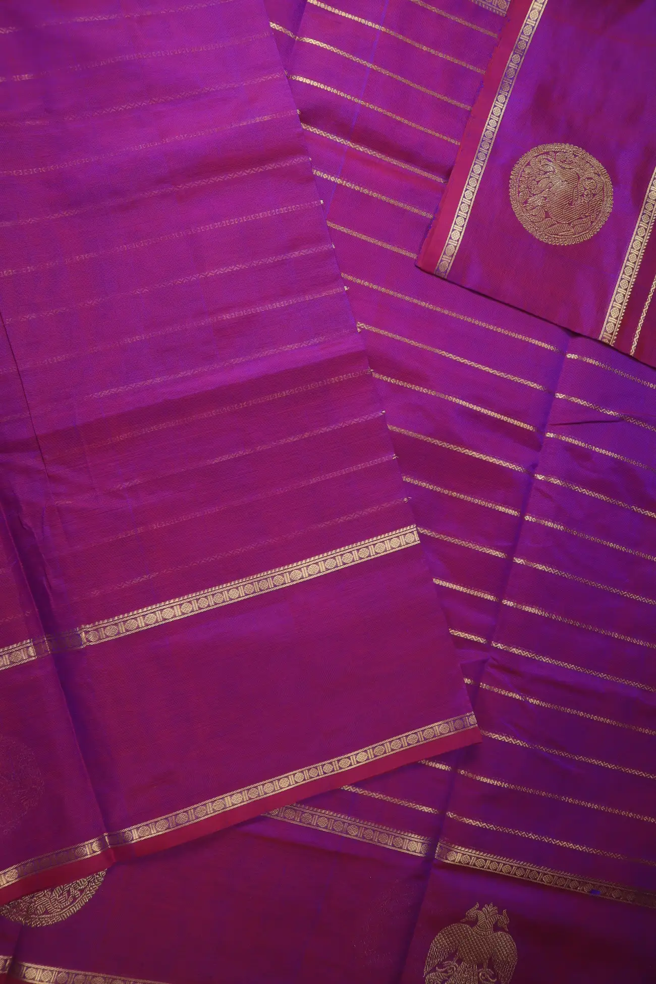 dark-magenta-veldhari-yazhi-rettai-pettu-kanchi-silk-cotton-saree-sc003240-e