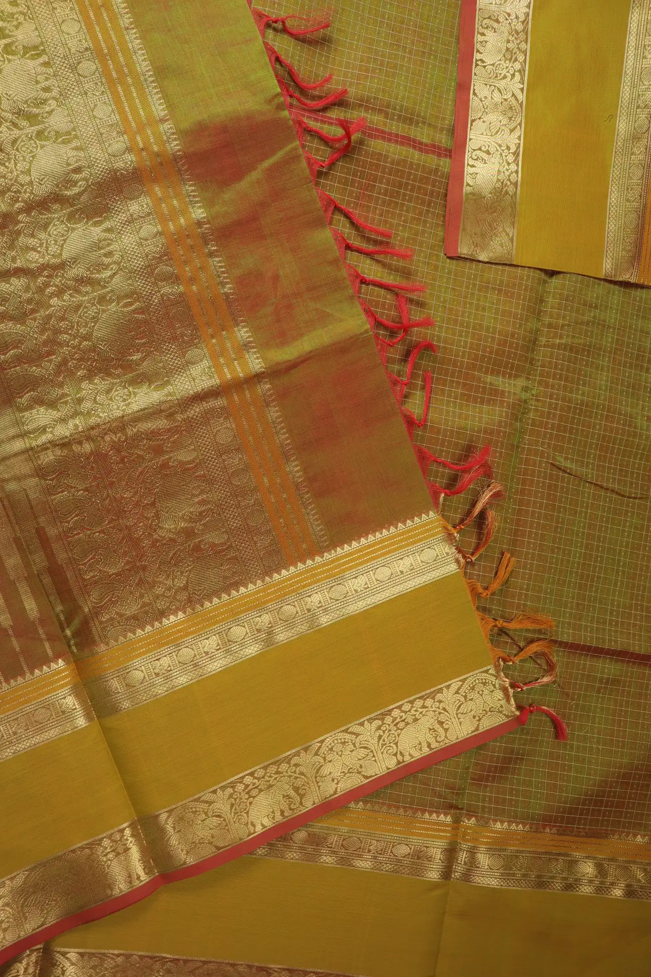 goldenrod-laksha-deepam-peacock-elephant-kanchi-silk-cotton-saree-sc003244-d