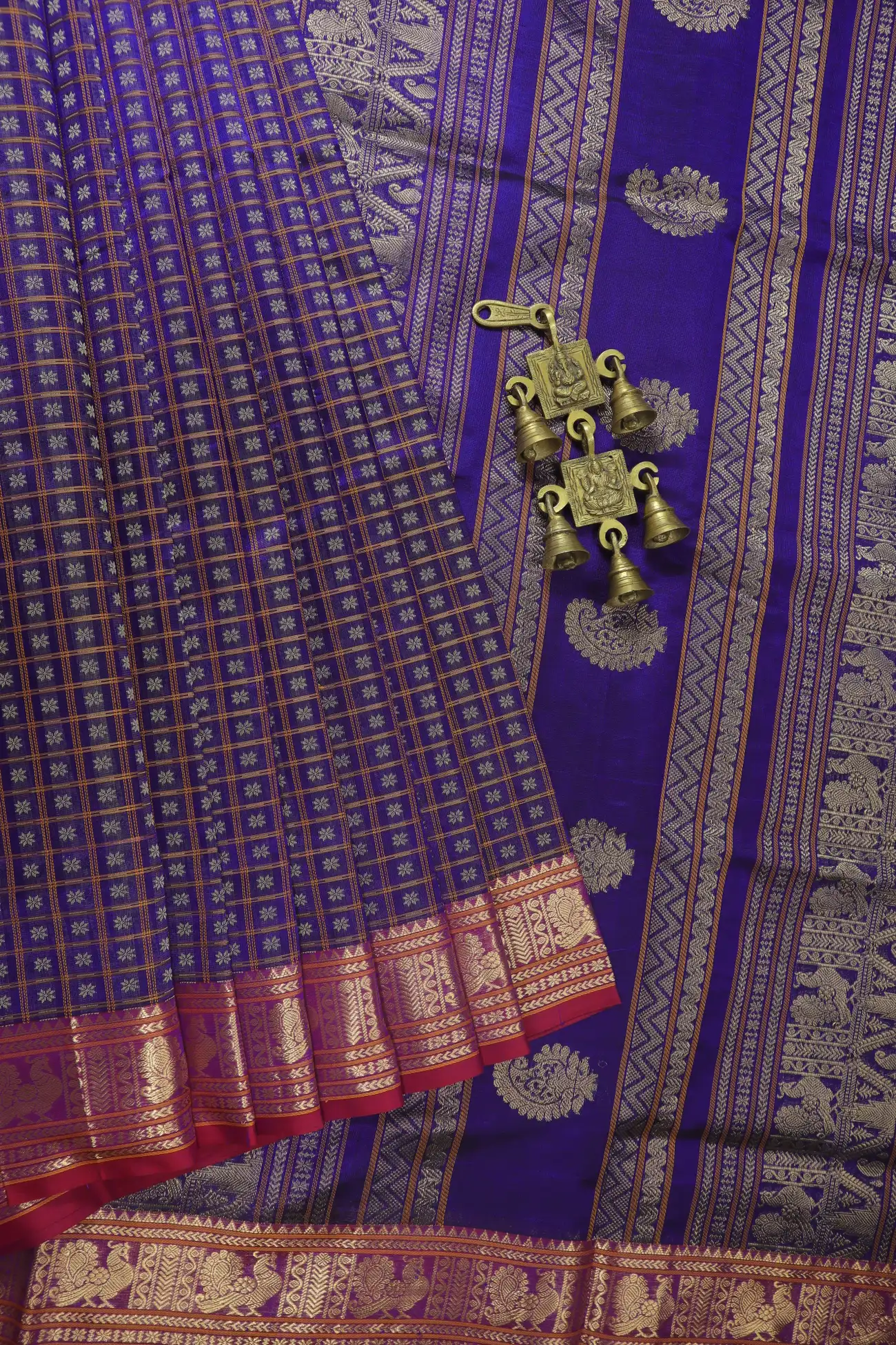 blue-twenty-thousand-butta-annapakshi-kanchi-silk-cotton-saree-sc003251-a