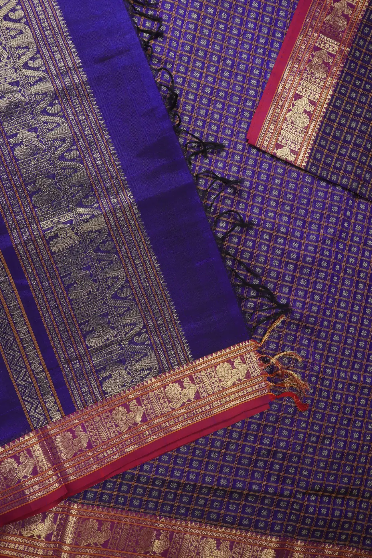 blue-twenty-thousand-butta-annapakshi-kanchi-silk-cotton-saree-sc003251-d