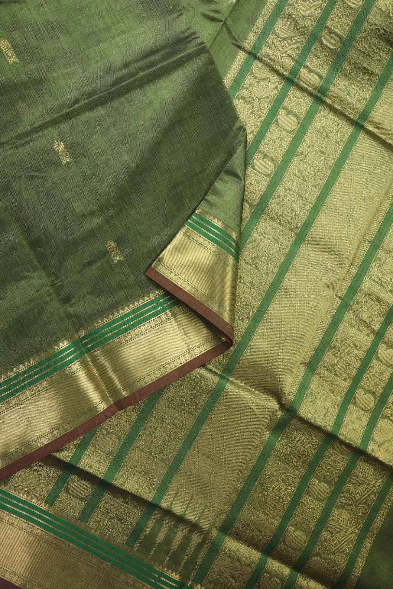dark-green-bavanji-border-ruthratcham-fish-kanchi-silk-cotton-saree-sc003185-b