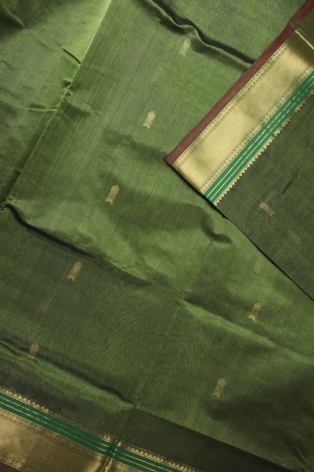 dark-green-bavanji-border-ruthratcham-fish-kanchi-silk-cotton-saree-sc003185-c