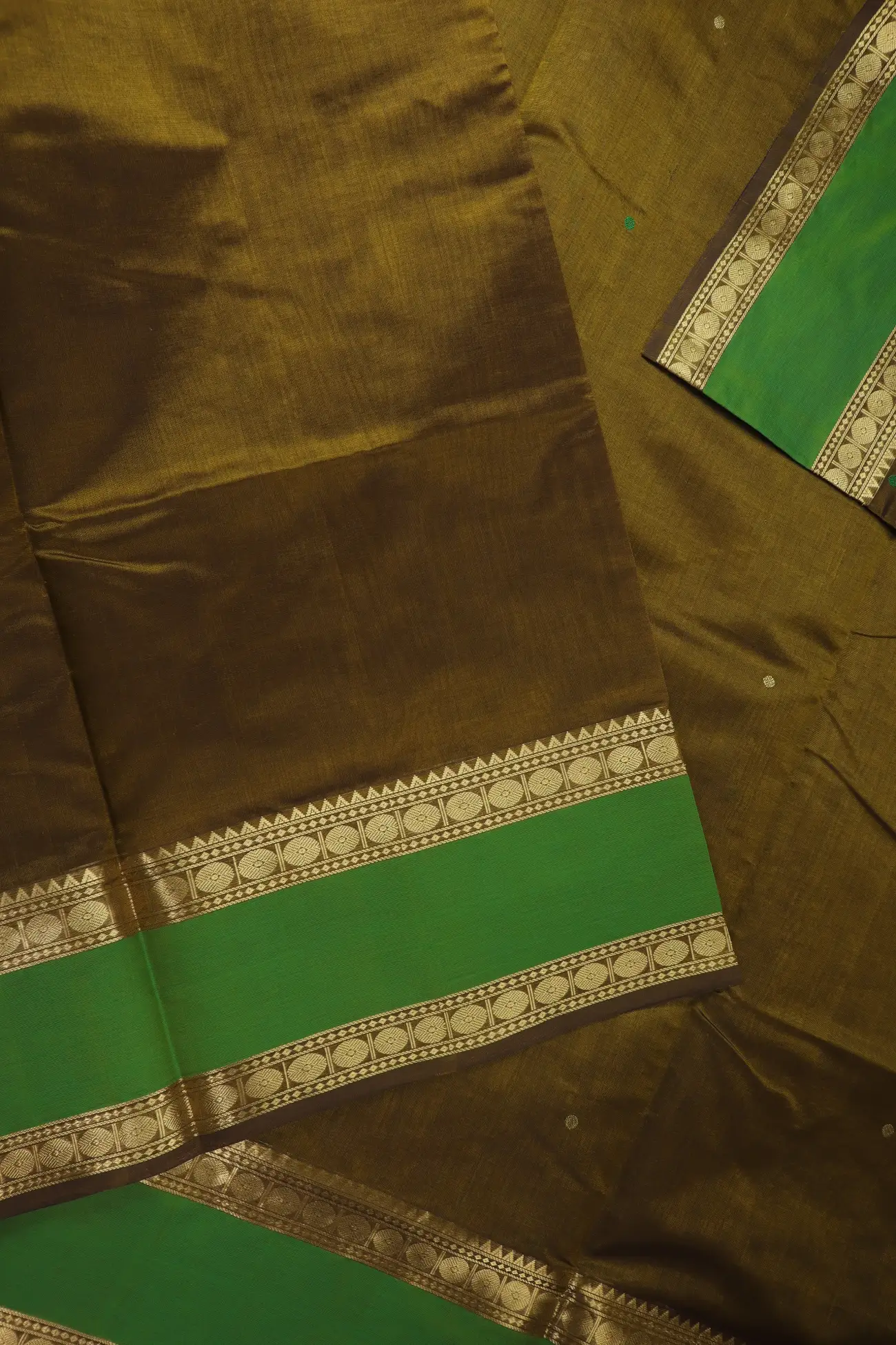 olive-rettai-pettu-ruthratcham-kanchi-silk-cotton-saree-sc003180-e