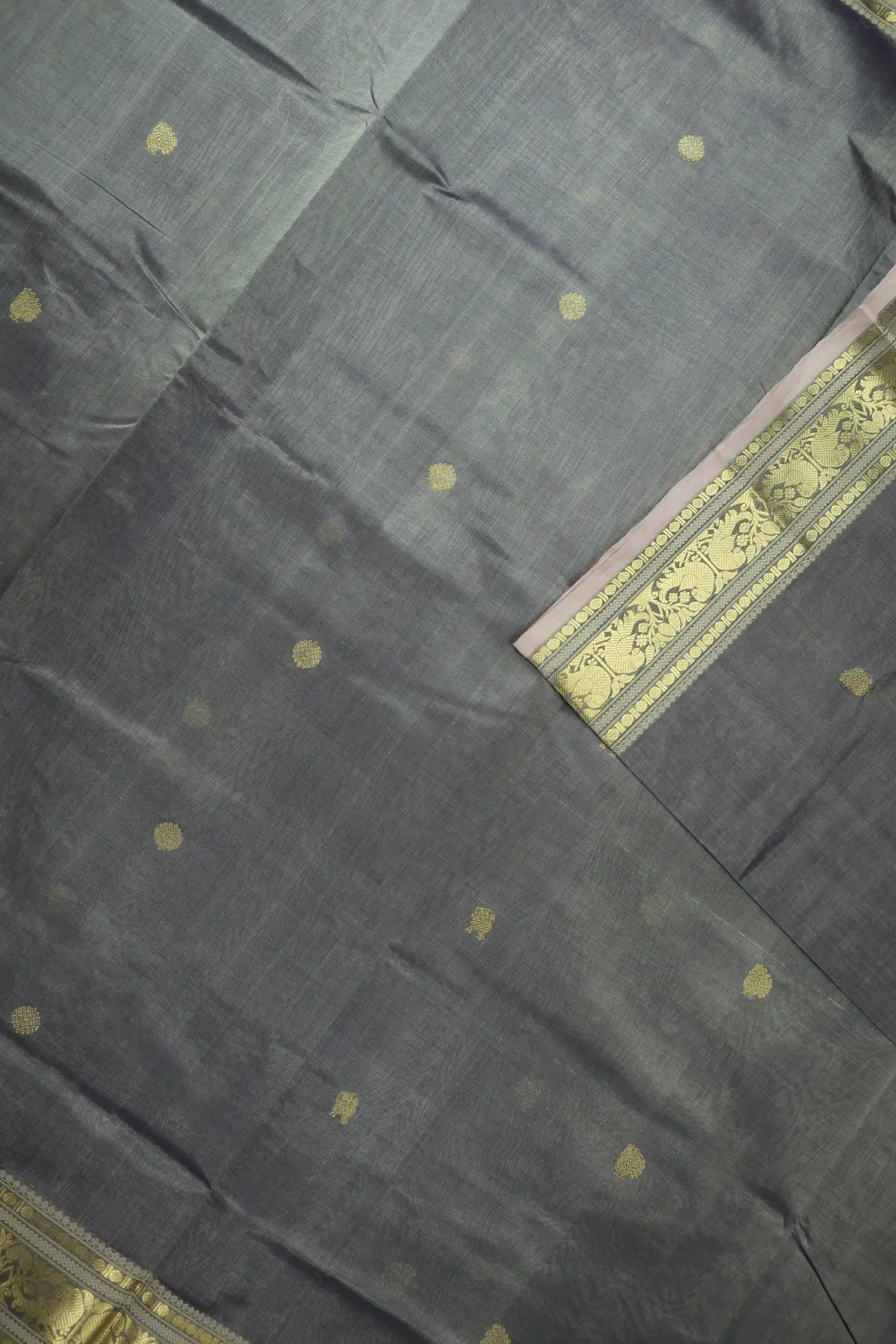 grey-parrot-yazhi-kamalam-butta-kanchi-silk-cotton-saree-sc003218-c