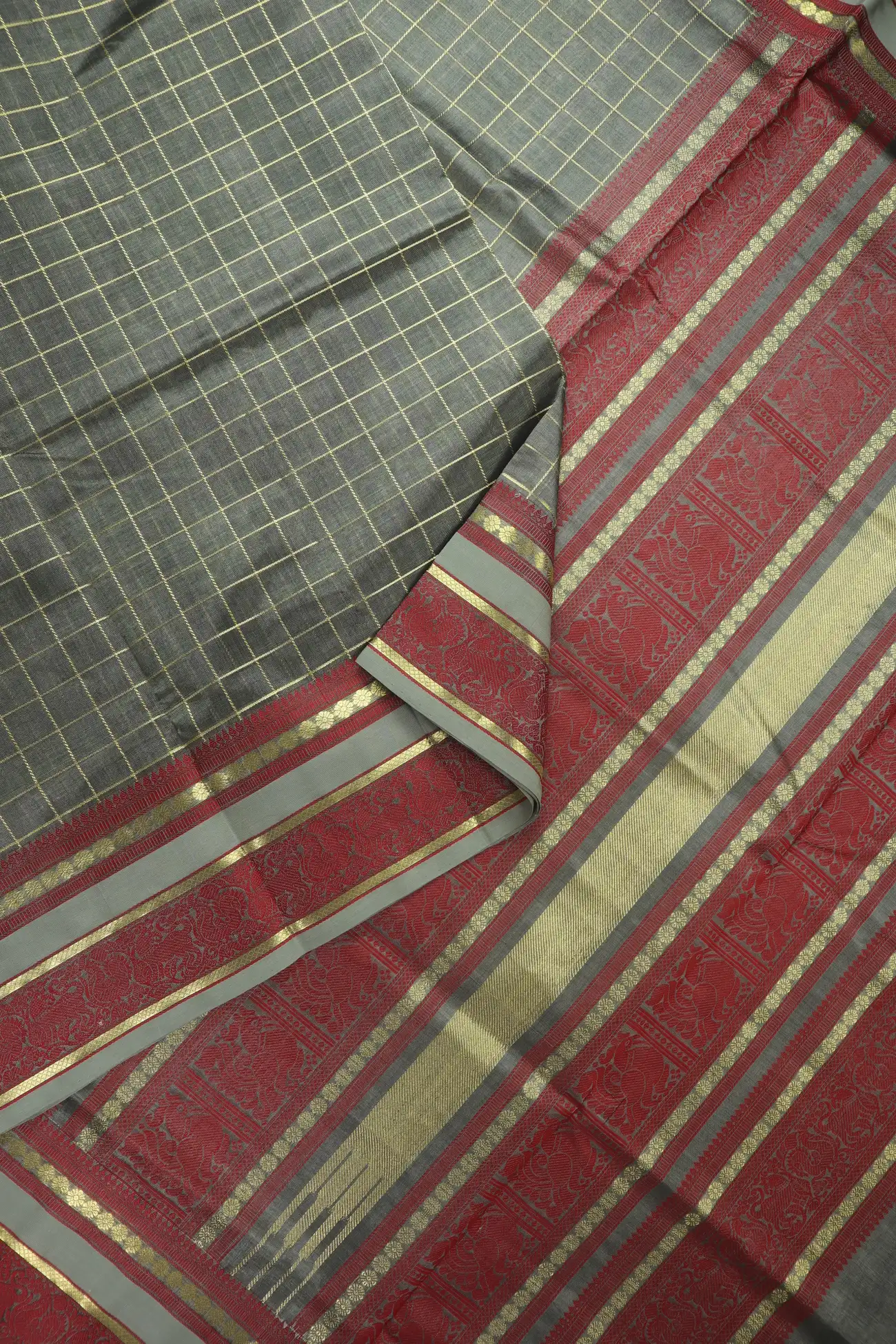 grey-yazhi-peacock-checked-kanchi-silk-cotton-saree-sc003217-b
