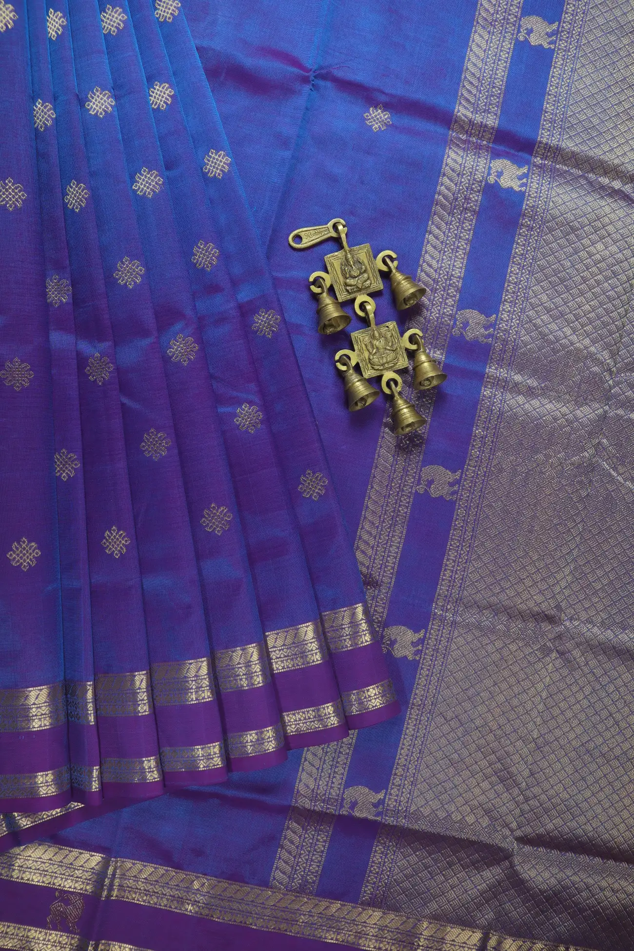 medium-purple-kolam-yazhi-rettai-pettu-kanchi-silk-cotton-saree-sc003208-a