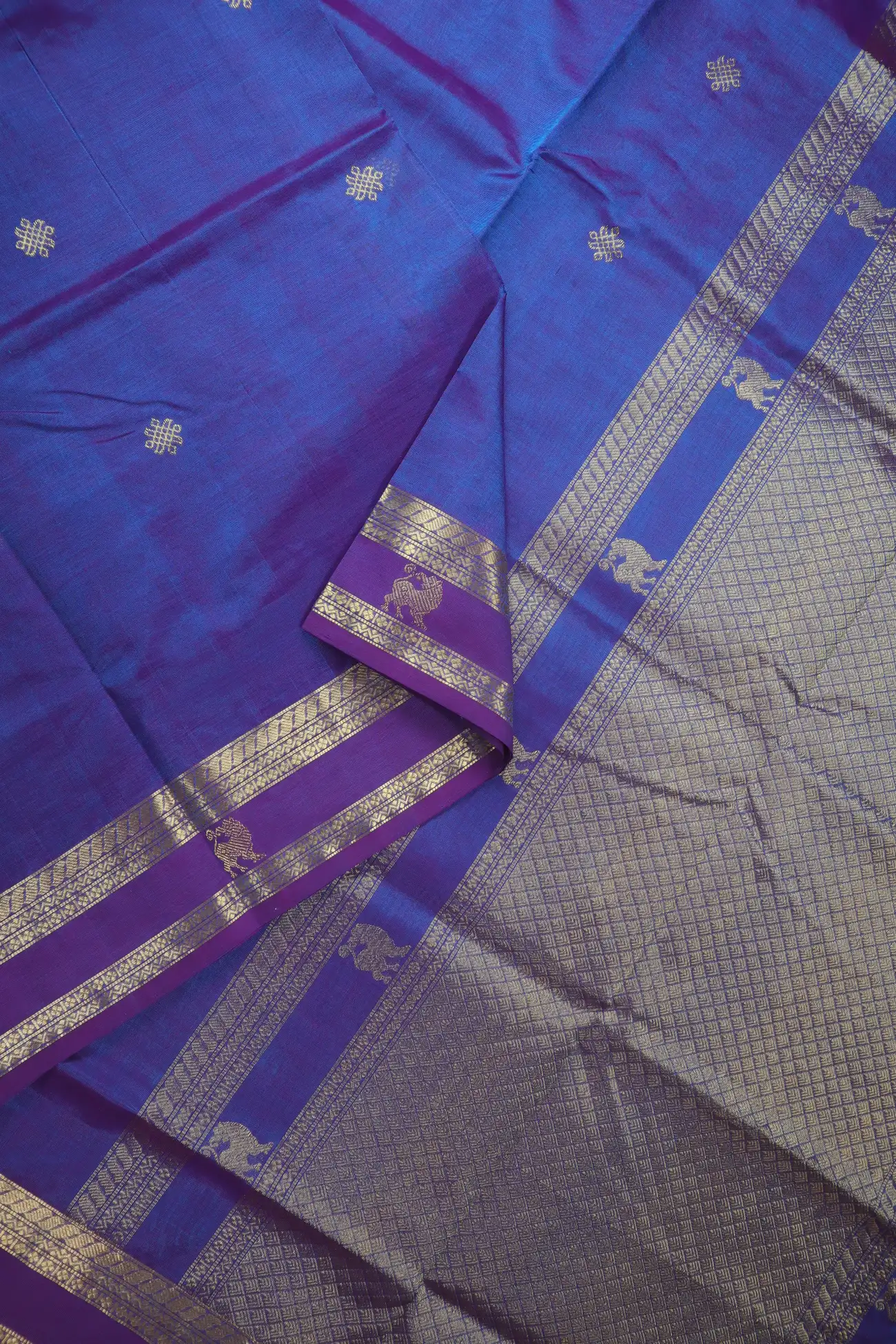 medium-purple-kolam-yazhi-rettai-pettu-kanchi-silk-cotton-saree-sc003208-b