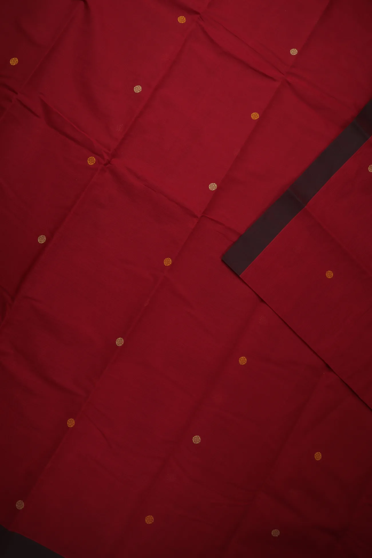red-peacock-kamalam-butta-leaf-kanchi-cotton-saree-ek000002-c
