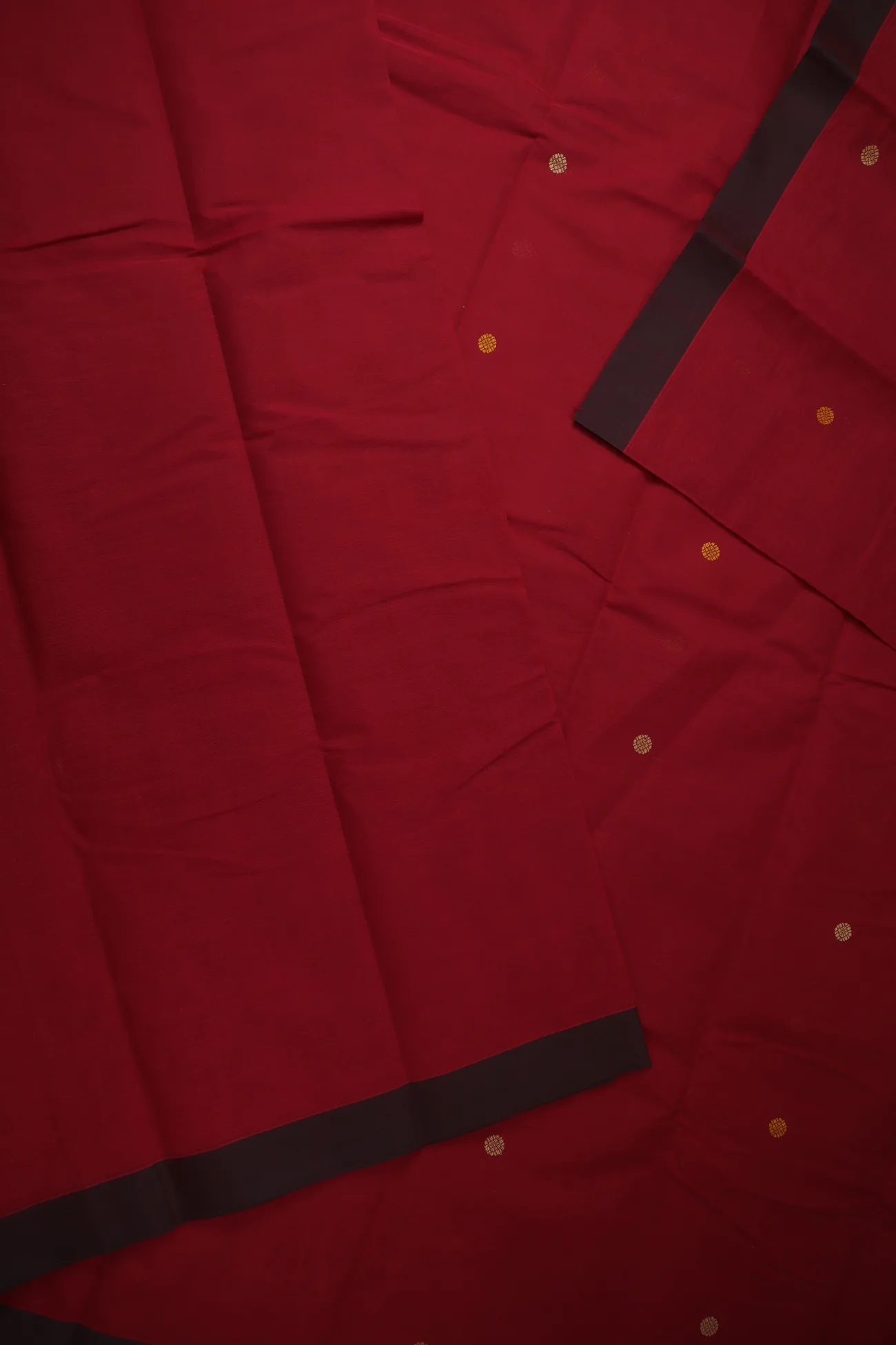 red-peacock-kamalam-butta-leaf-kanchi-cotton-saree-ek000002-e