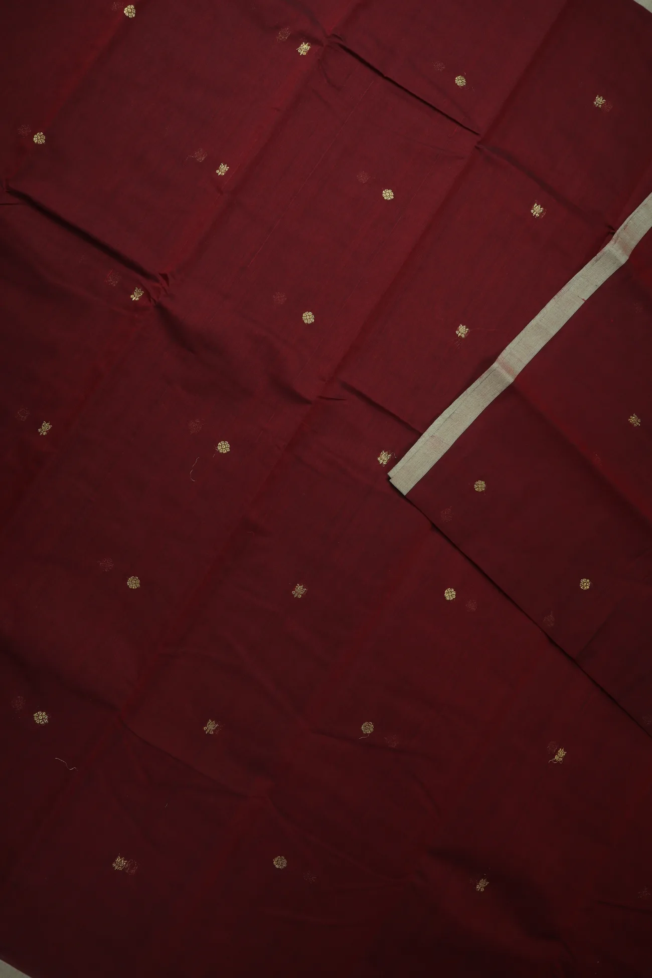 dark-maroon-lotus-kamalam-butta-peacock-ruthratcham-cow-kanchi-cotton-saree-ek000019-c