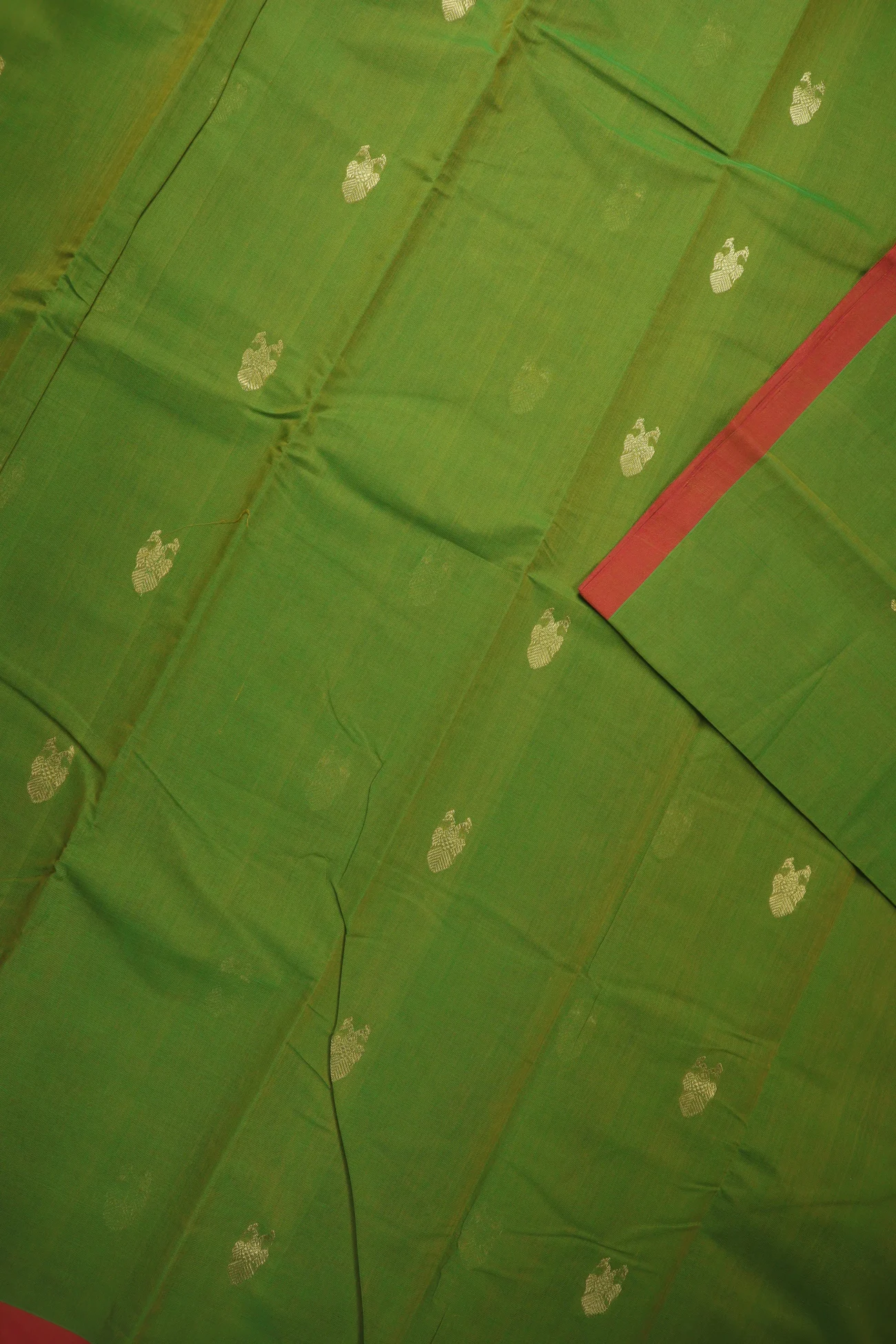 green-iruthalai-pakshi-kanchi-cotton-saree-ek000011-c