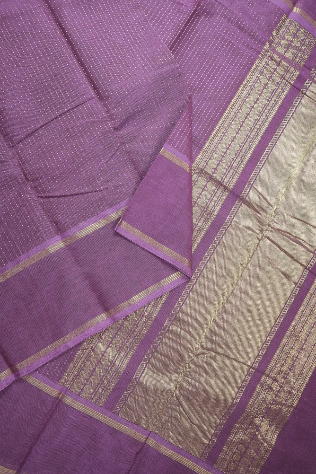 purple-vertical-stripes-kanchi-cotton-saree-ek000029-b