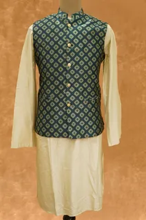 green-with-cream-raw-silk-bandi-set-with-self-print-sw008844-a