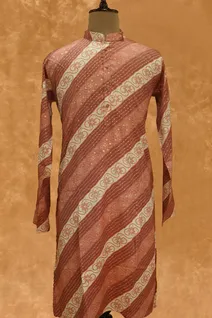 maroon-semi-raw-silk-kurta-pajama-with-self-print-sw007257-a