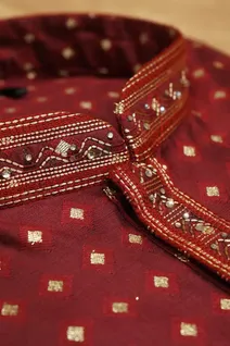 maroon-semi-raw-silk-kurta-pajama-with-self-weaving-sw008662-b