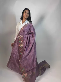 graceful-semi-tussar-saree-in-lavender-with-bird-motifs-border-sw00000250-b