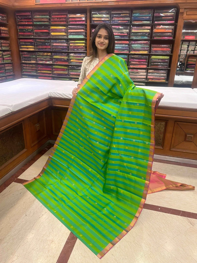 pure-kanchi-silk-saree-in-leaf-green-with-parrot-green-and-stripes-sw00000302-a